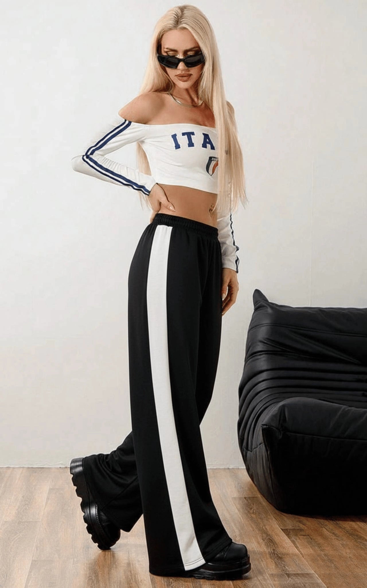 D600 Black Side Panel Wide Leg Trouser