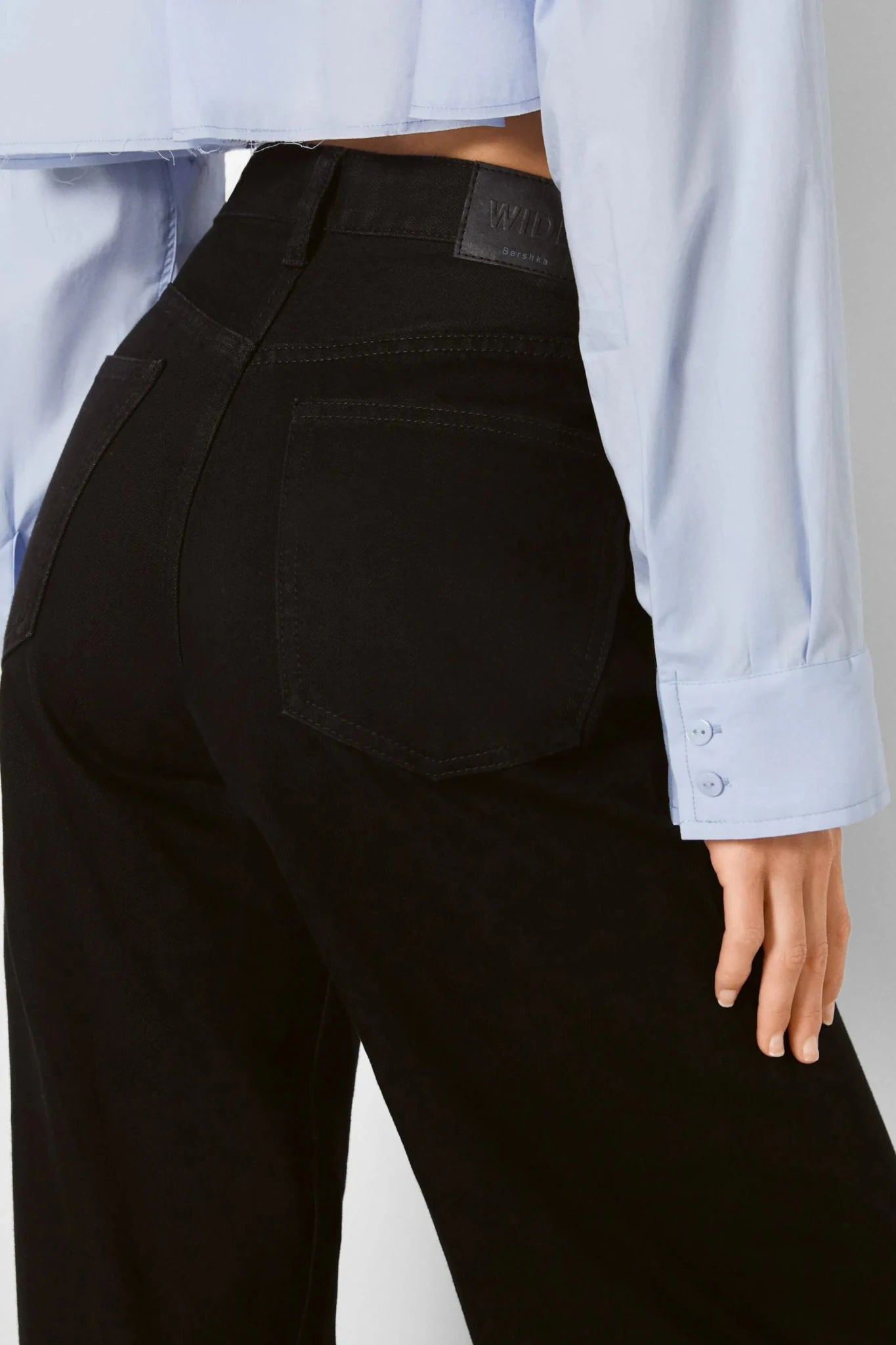 ZARA Pure Black Wide-Leg Jeans