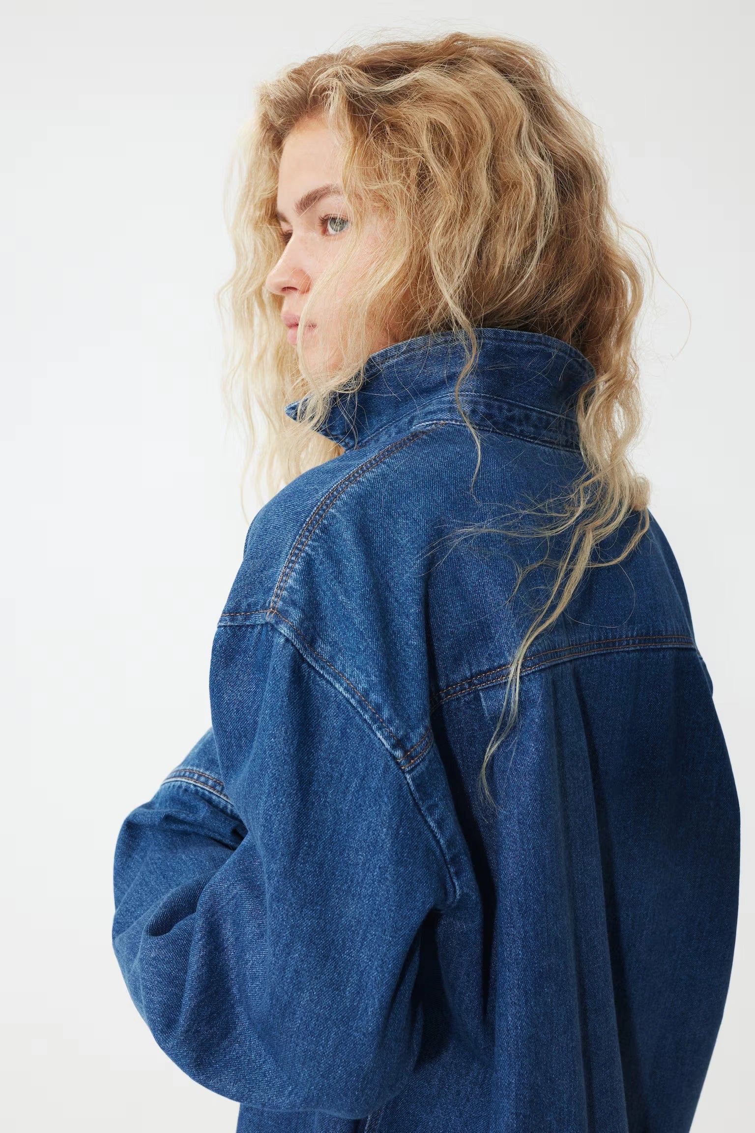 D600 Oversized Essentials Denim Shirt – Mid Blue (MINOR FAULT)