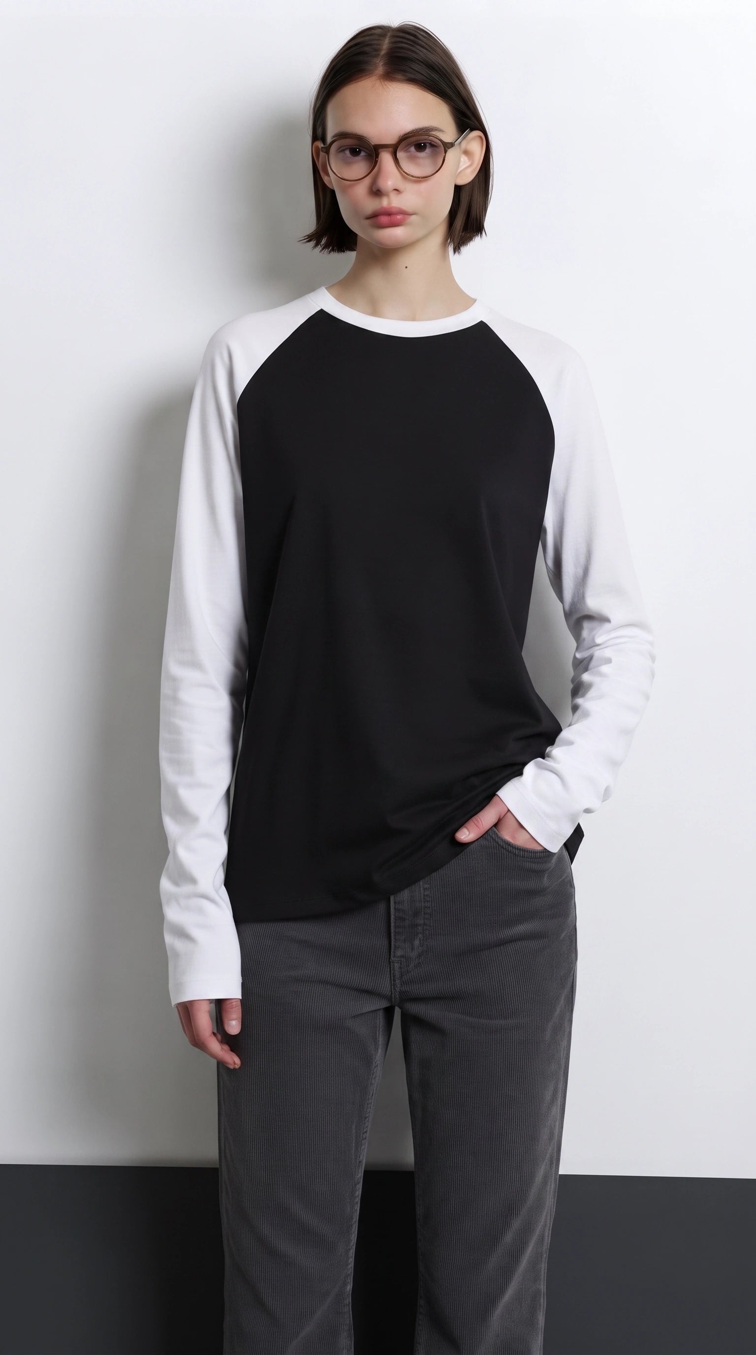 Contrast Raglan Sleeve Top | Black/White