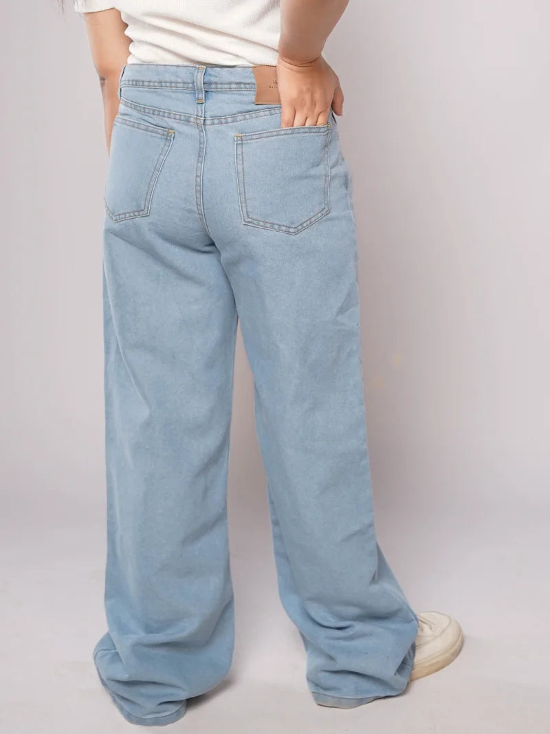 D600 - Light Blue High Waist Wide Leg Jeans