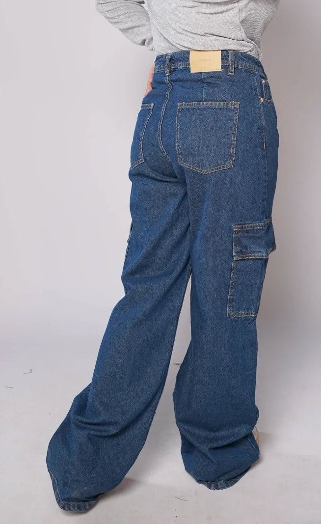 D600 - Indigo Blue High Waist Wide Leg Cargo Jeans