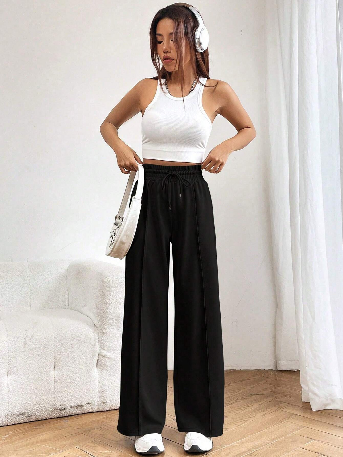 WIDE LEG FRONT SEAM TROUSER