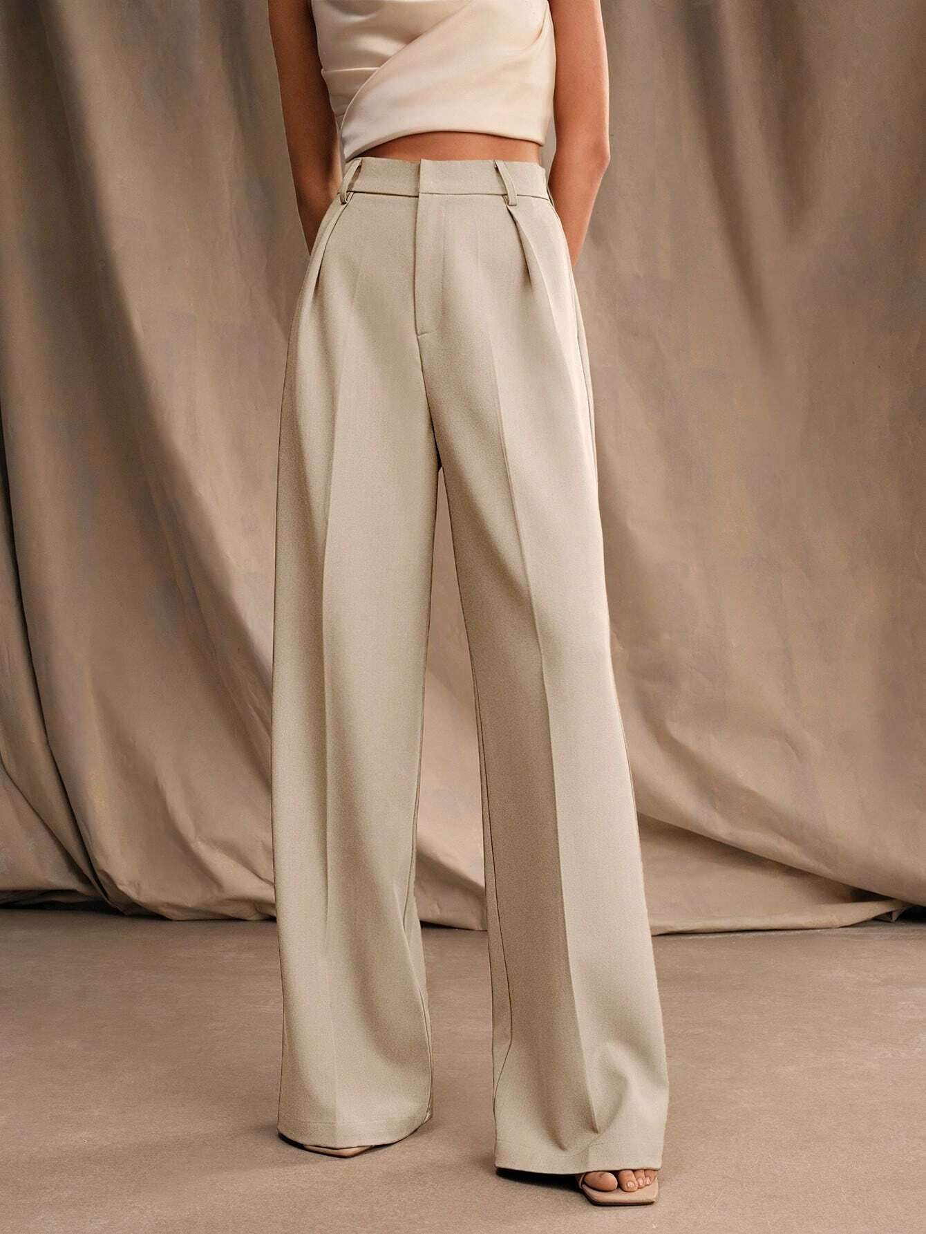 D600 Tailored Wide-Leg Pants - Beige