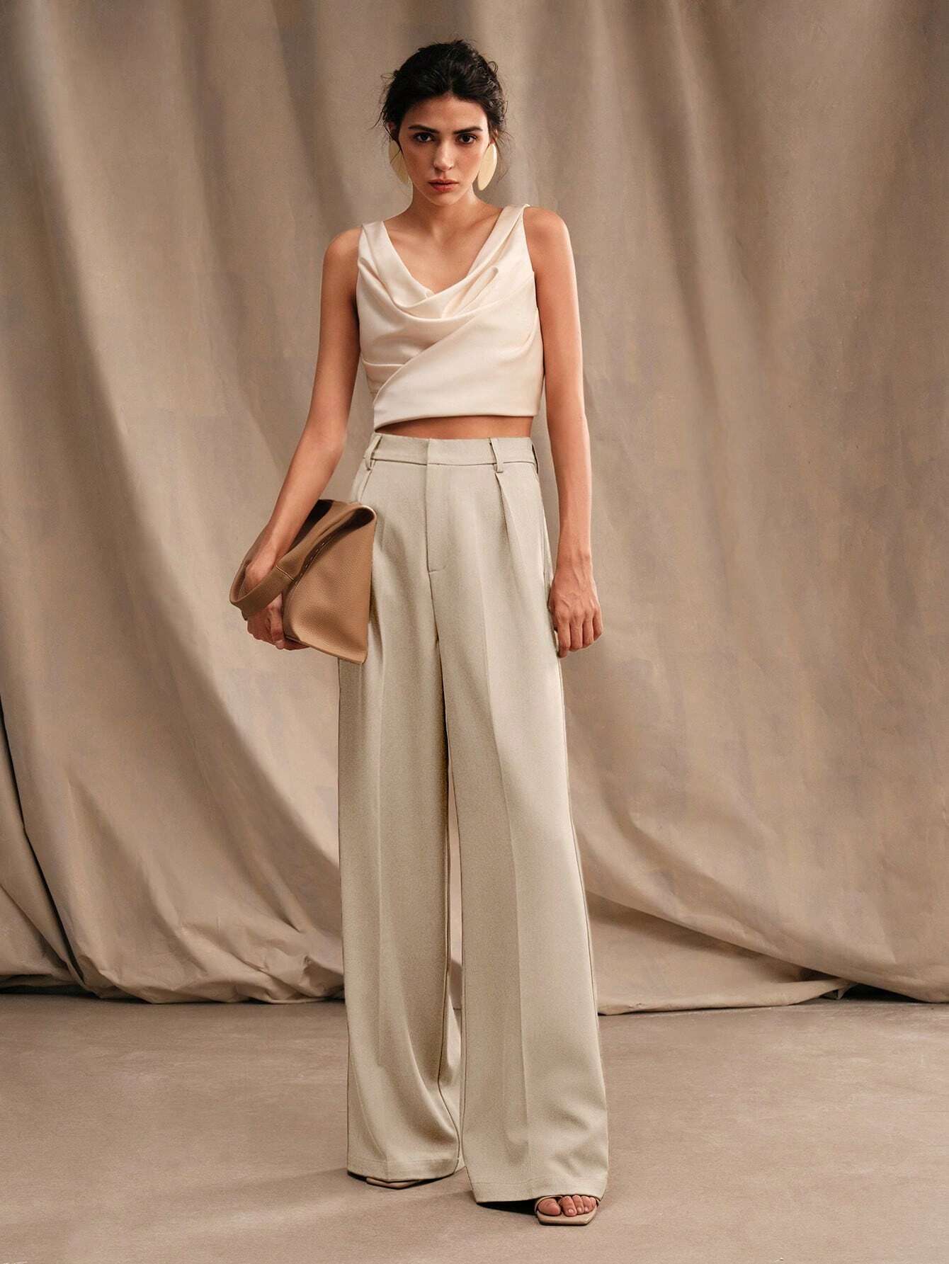 D600 Tailored Wide-Leg Pants - Beige