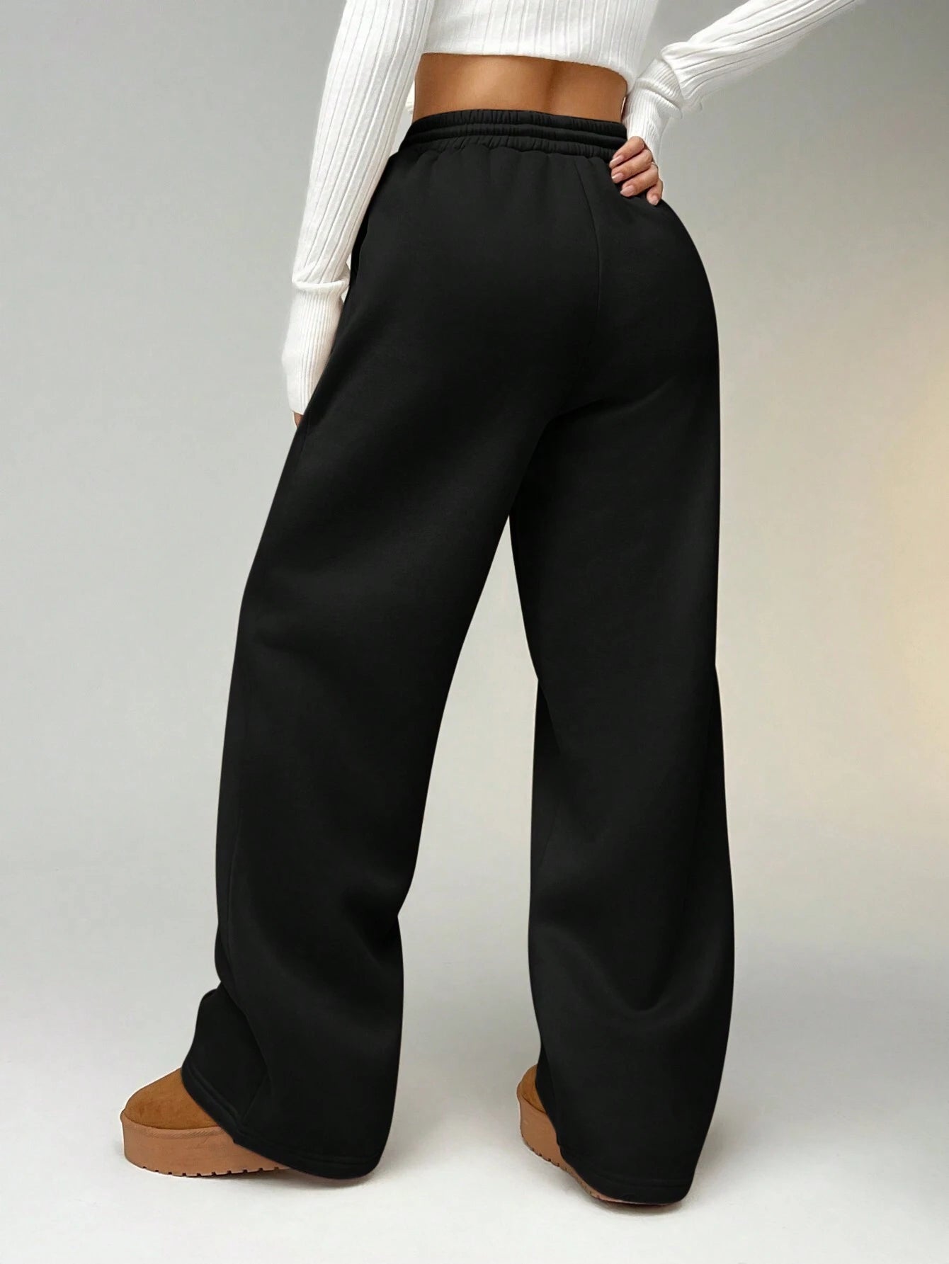 Wide Leg High-Waist Sweatpant