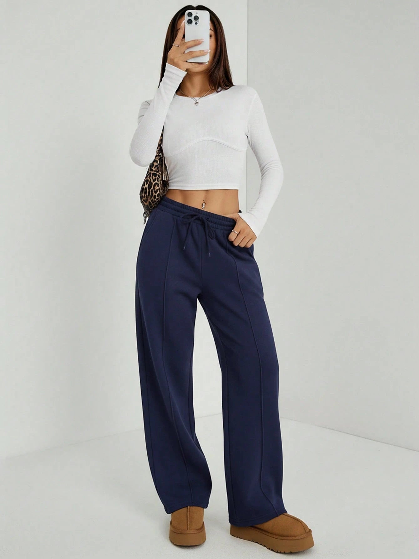 Front-Seam Wide-Leg Trouser - Navy Blue