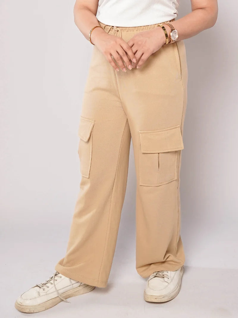 D600 - Beige Wide Leg Cargo Trousers