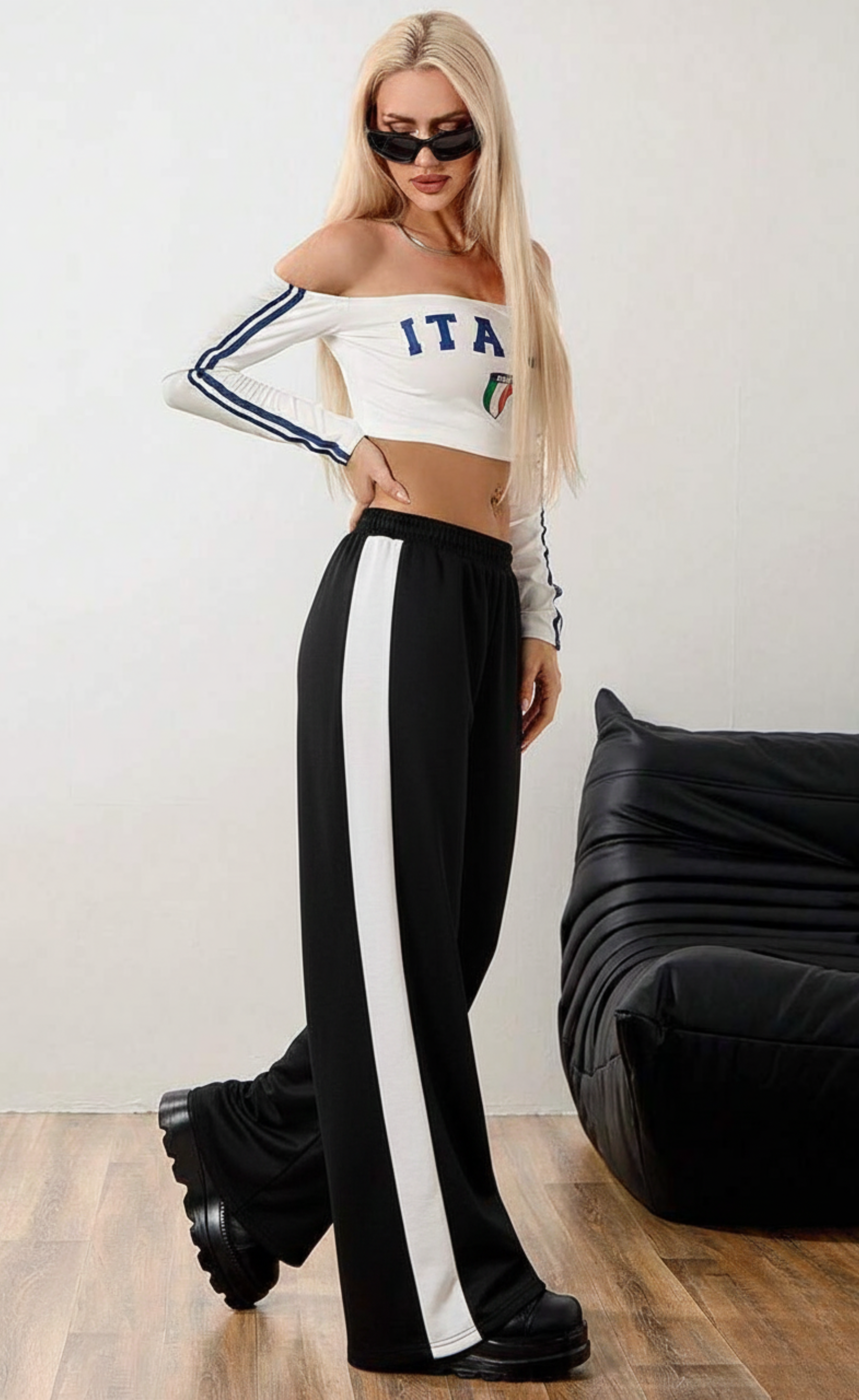 D600 Black Side Panel Wide Leg Trouser