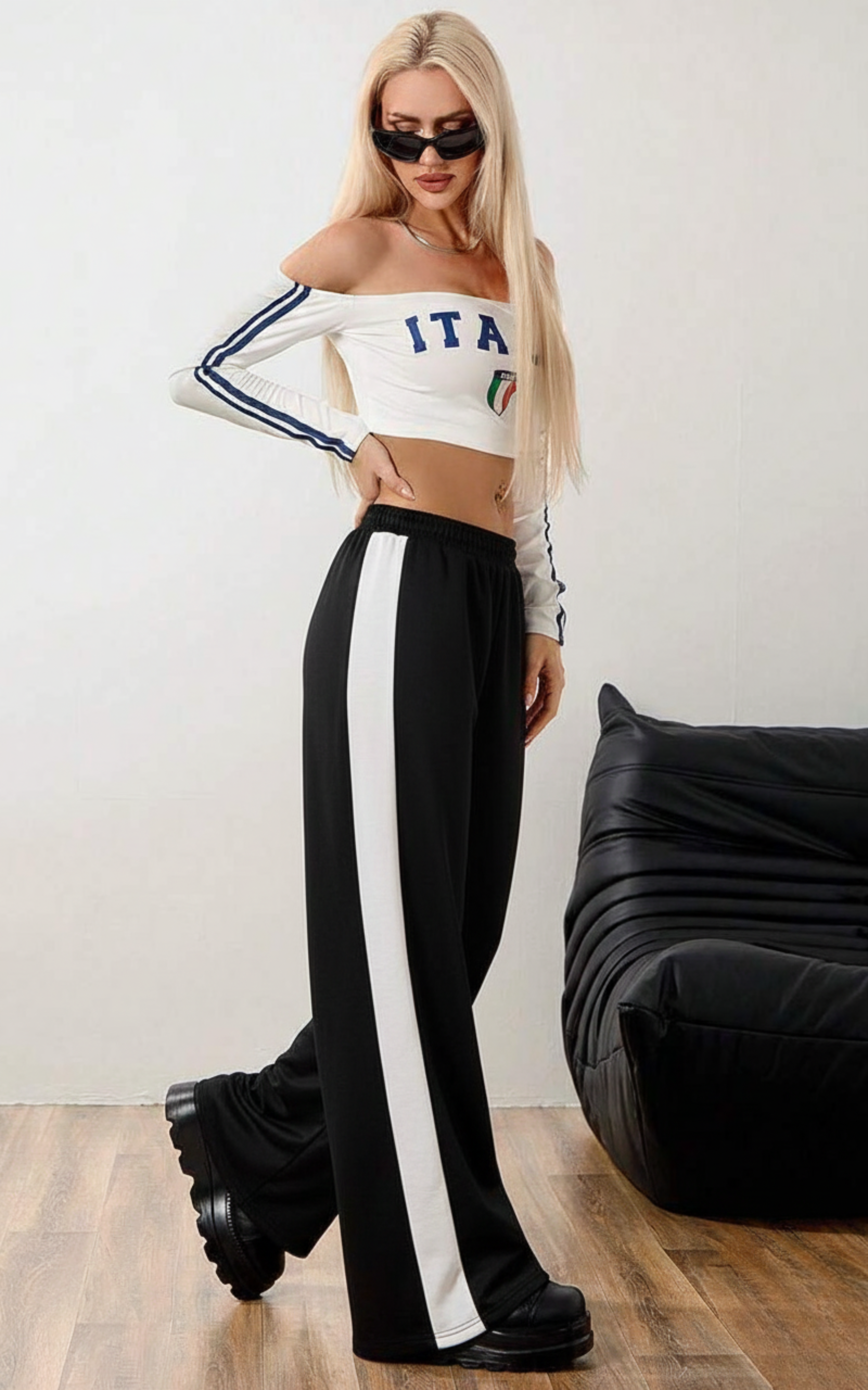 D600 Black Side Panel Wide Leg Trouser