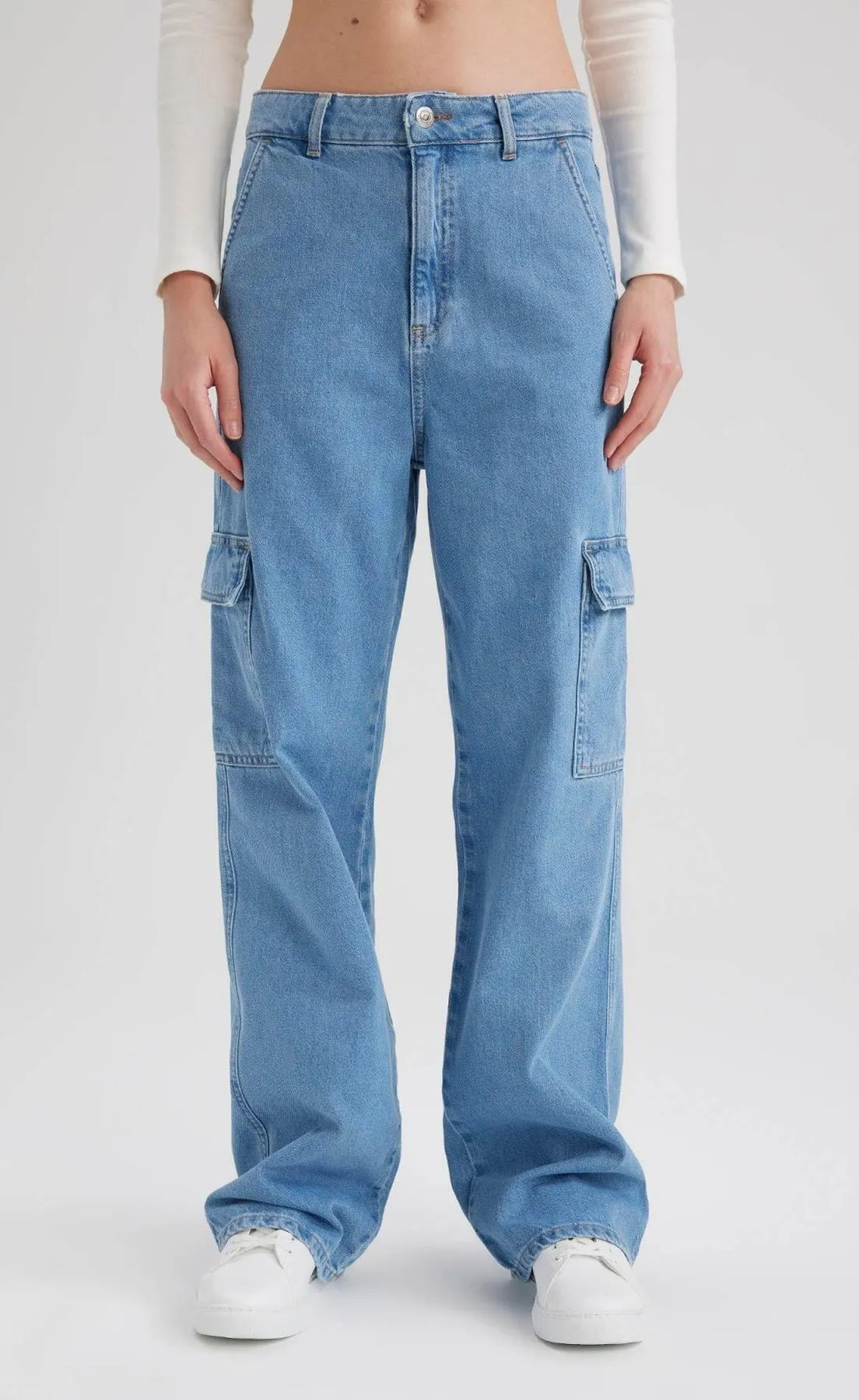 D600 Cargo High-Waist Wide-Leg Jeans