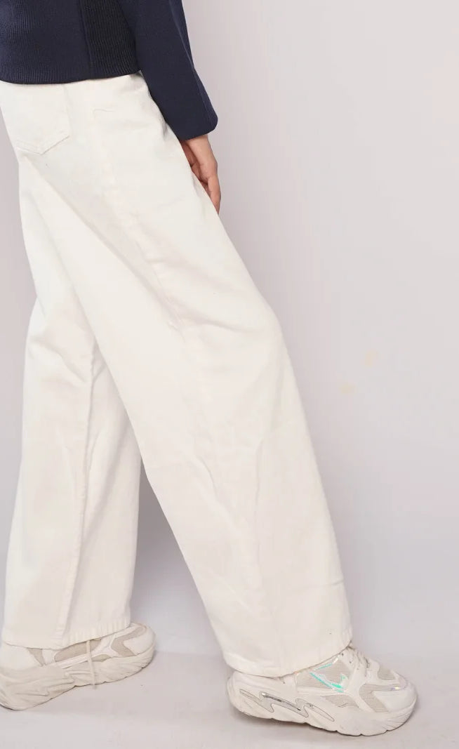 D600 - White High Waist Wide Leg Jeans