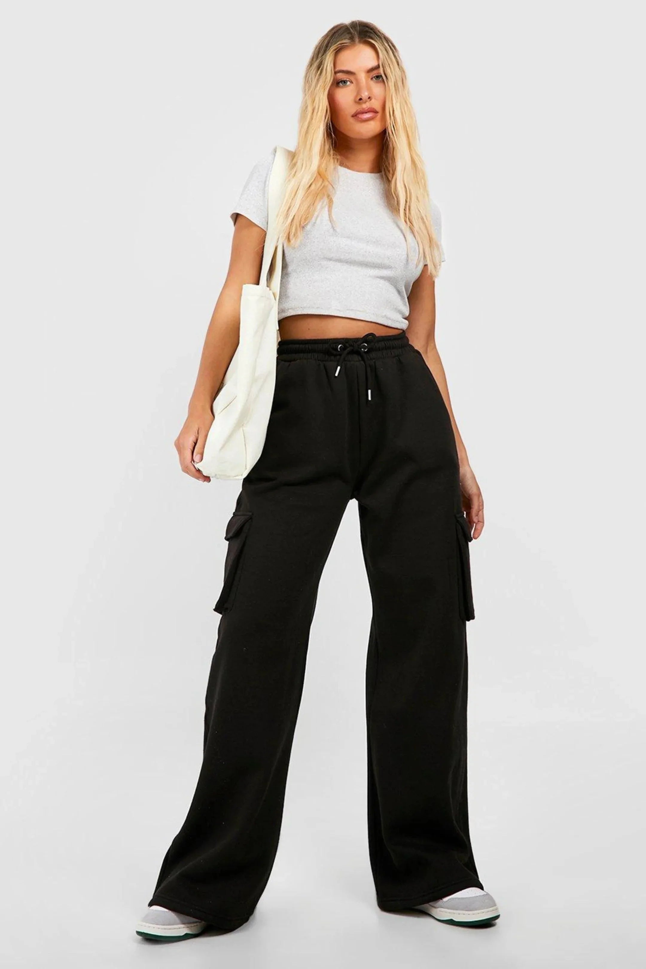 WIDE LEG CARGO JOGGER
