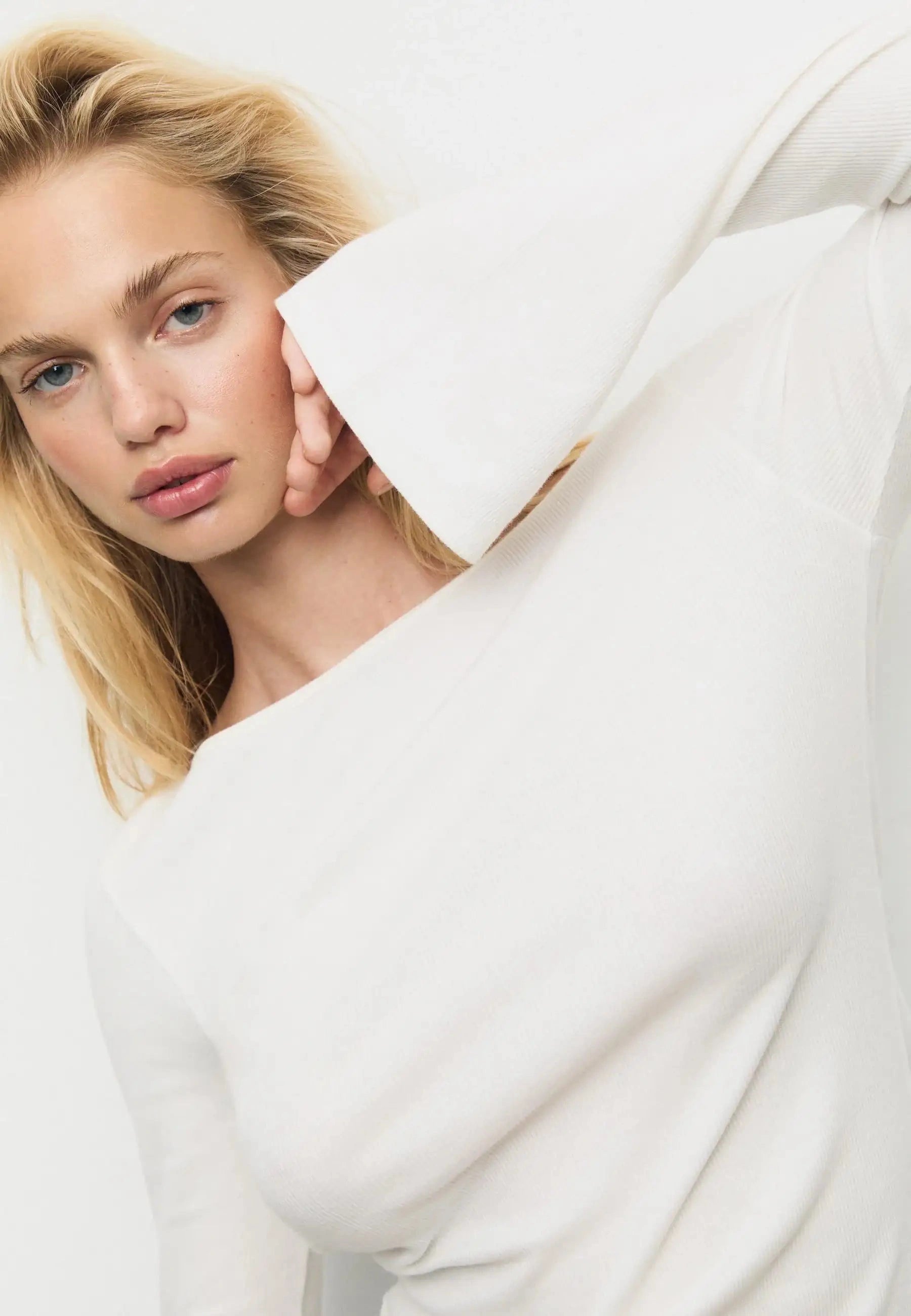 Bell Sleeve T-Shirt - Off White