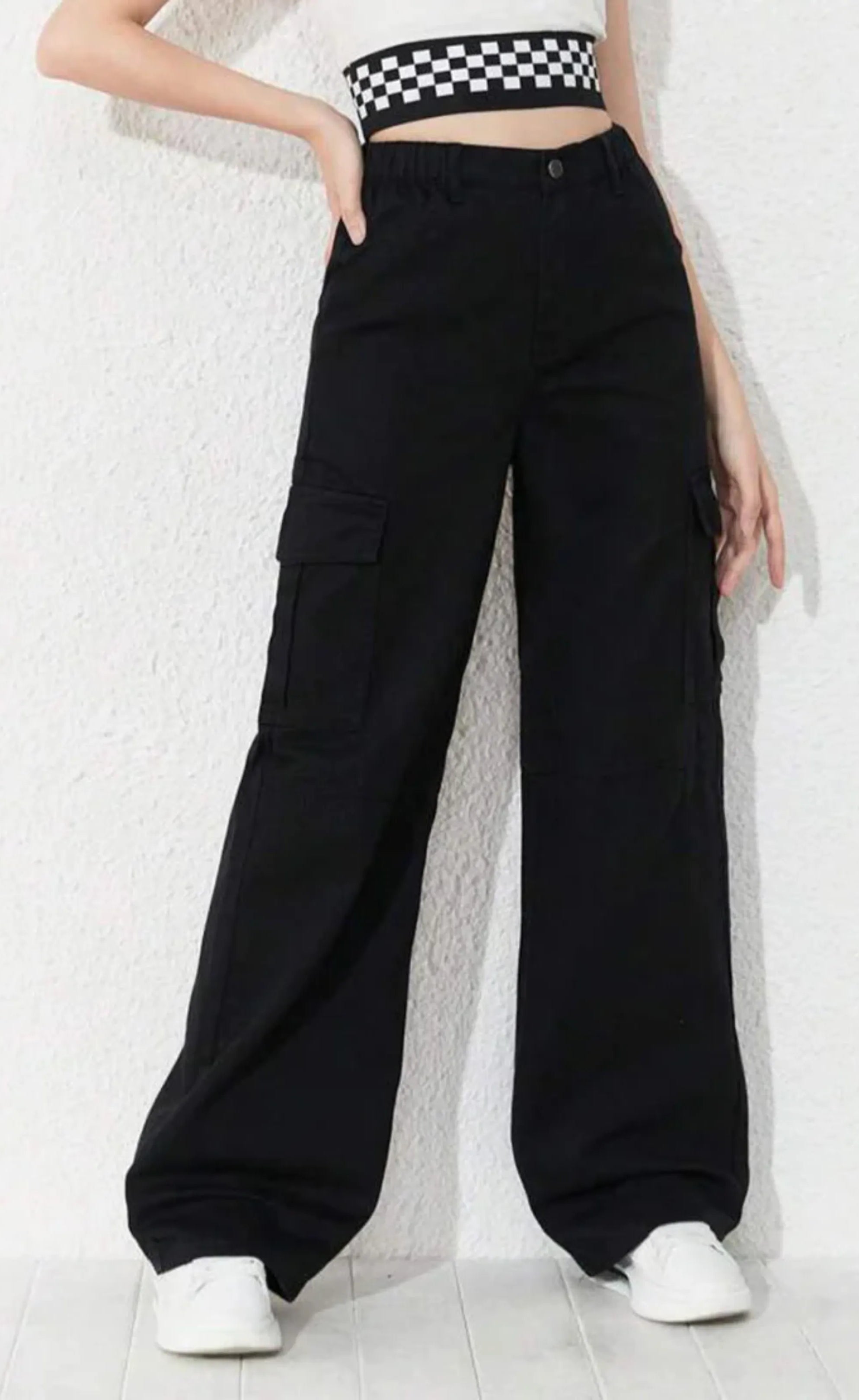 High Waisted Wide Leg Jeans Cargo Pockets in Jet Black