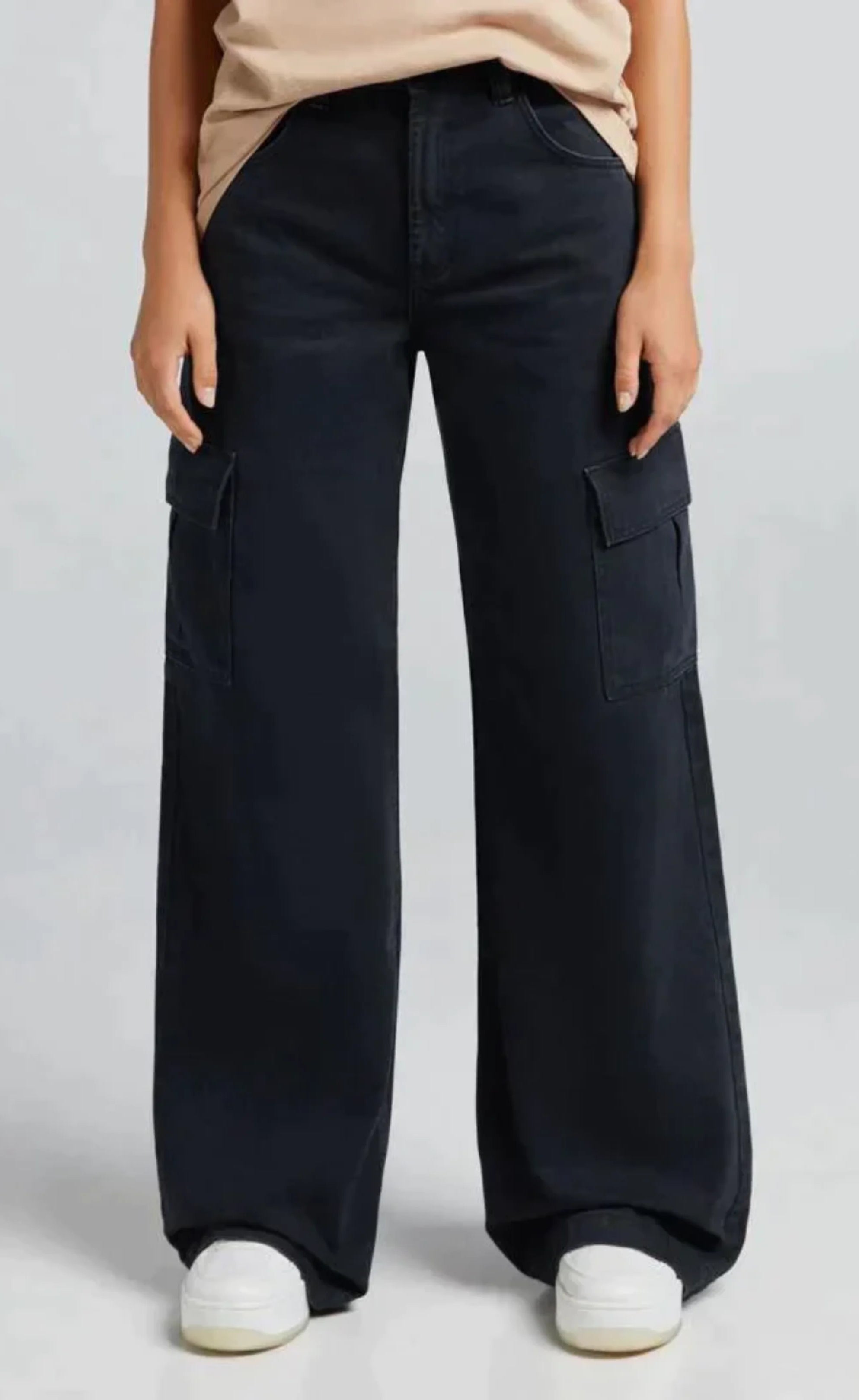 Black Cargo High-Waist Wide-Leg Jeans