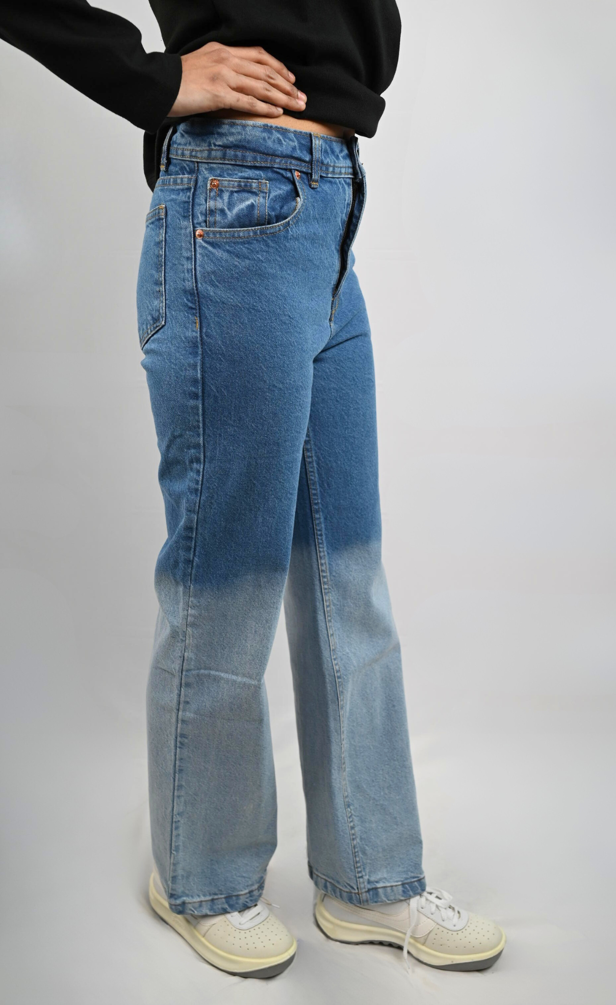 D600 Two-Tone Wide-Leg Jeans (MINOR FAULT)