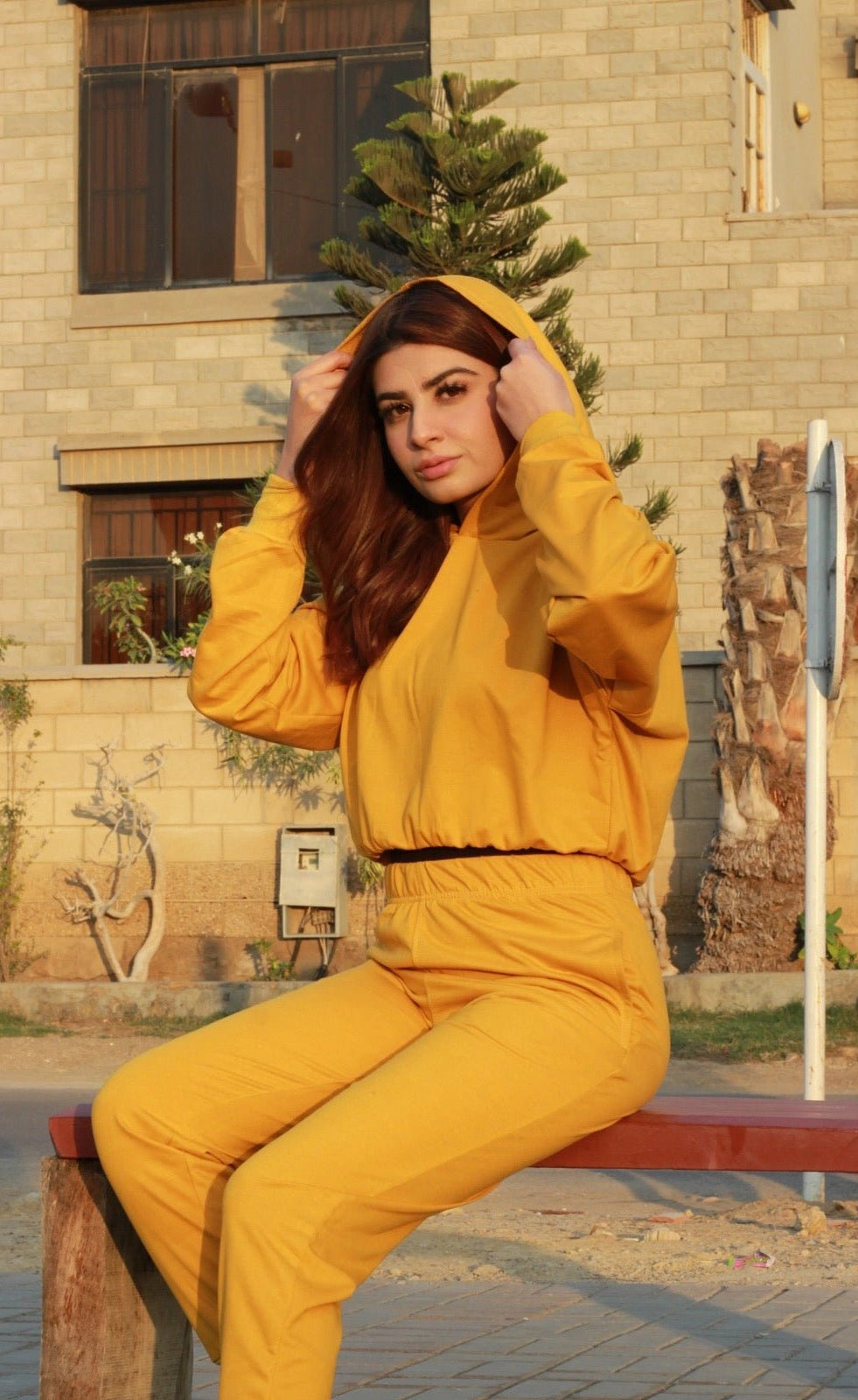 Hooded Crop Sweatshirt - Yellow
