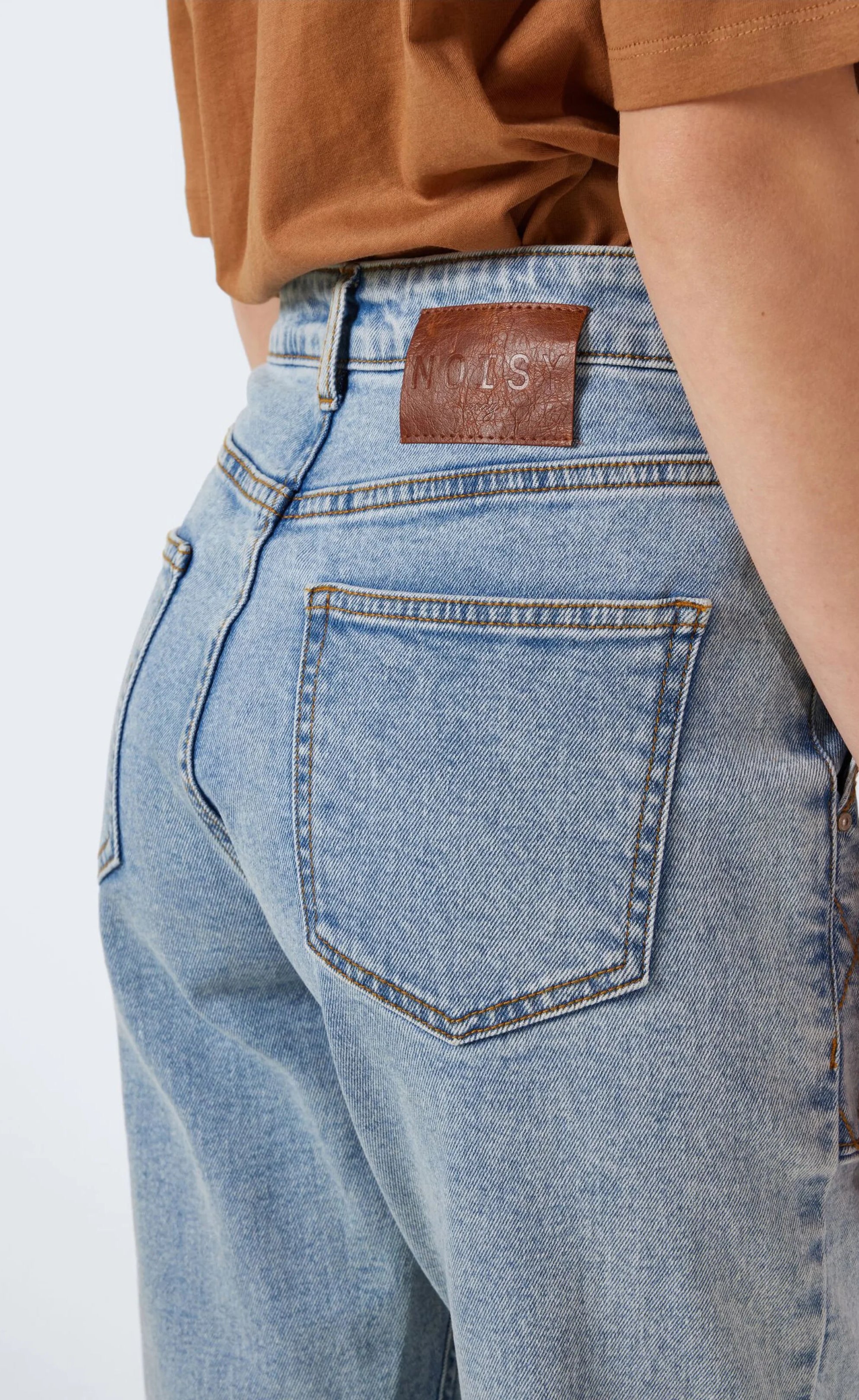 NM Slouchy Mom Jeans