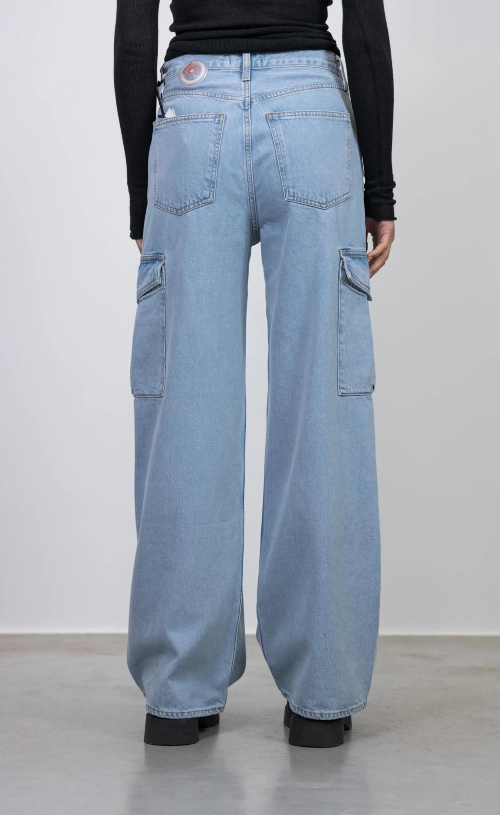HM Cargo High-Waist Wide-Leg Jeans