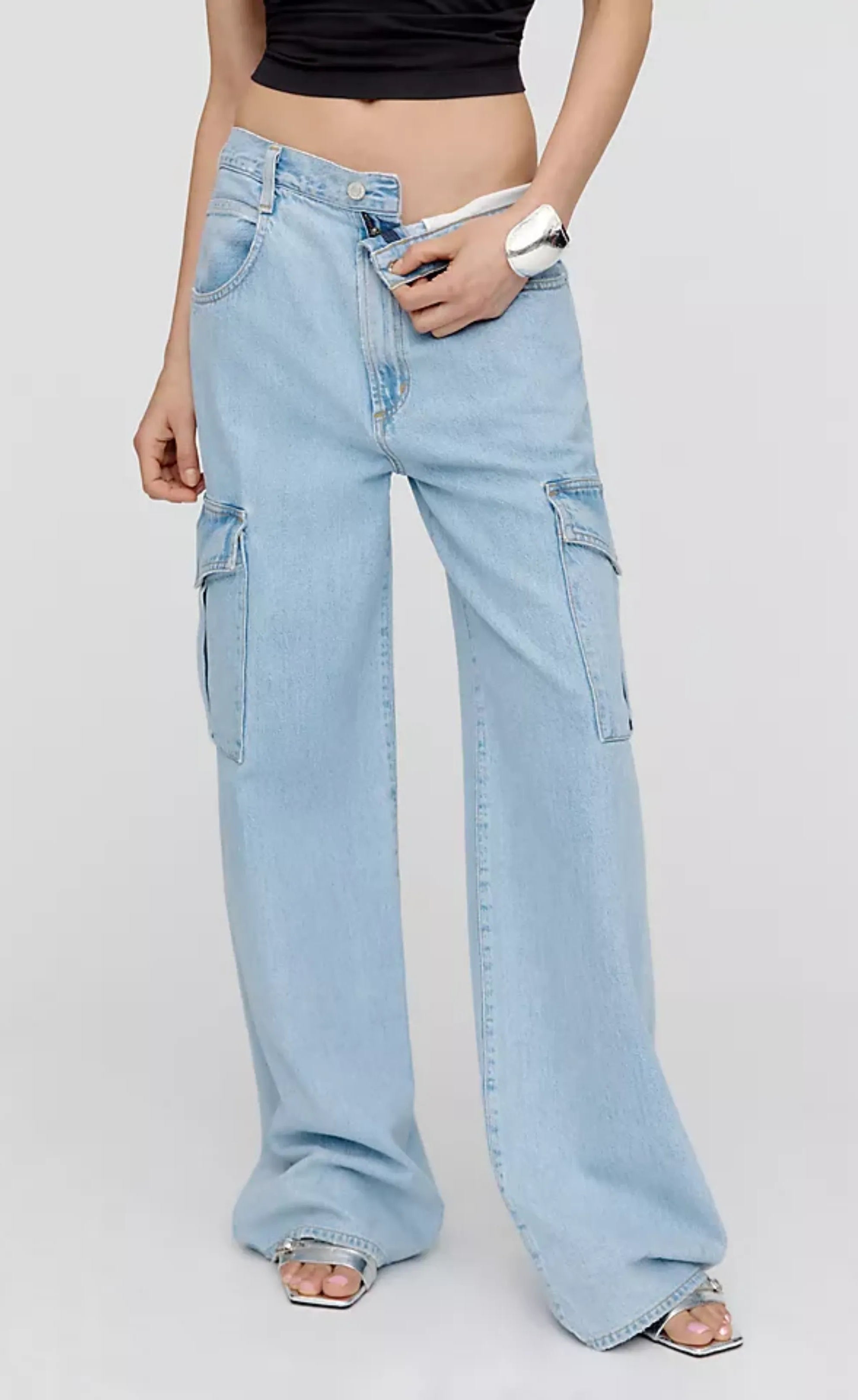 HM High-Rise Wide-Leg Cargo Jeans