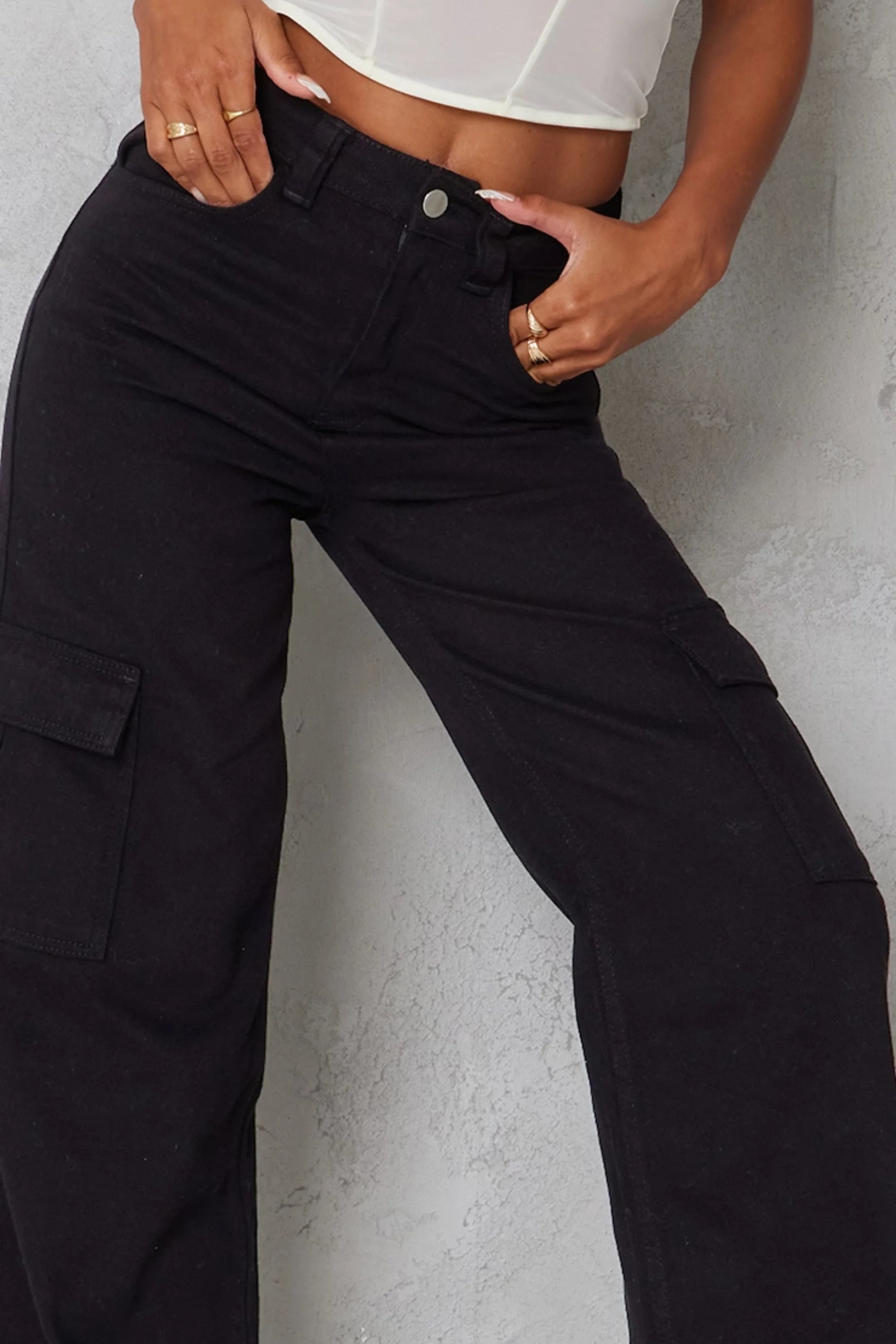 PURE BLACK WIDE LEG CARGO JEANS