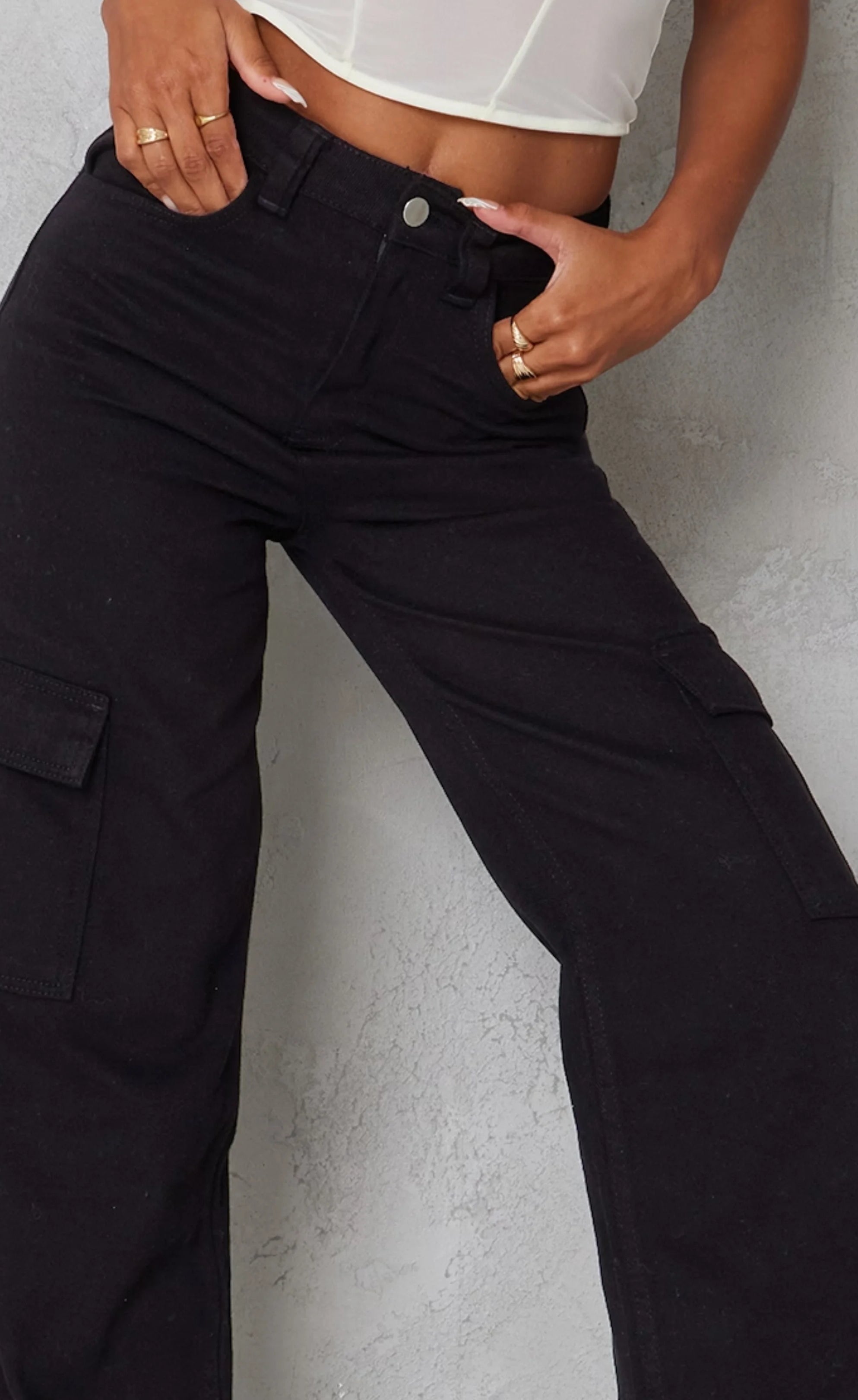 PURE BLACK WIDE LEG CARGO JEANS