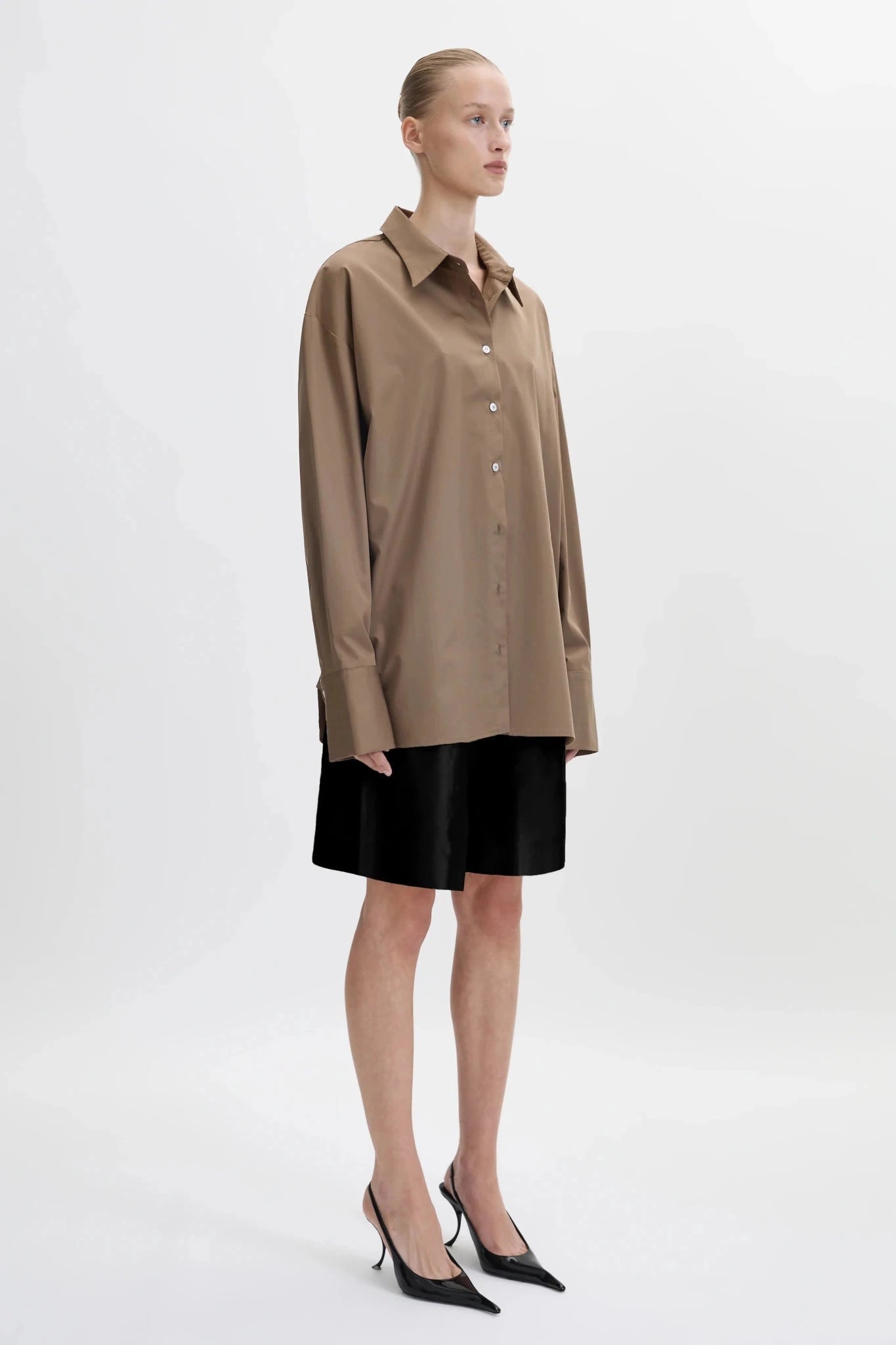D600 Oversized Essentials Shirt – Mocha Brown