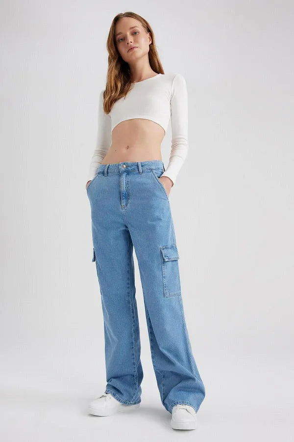 D600 Cargo High-Waist Wide-Leg Jeans