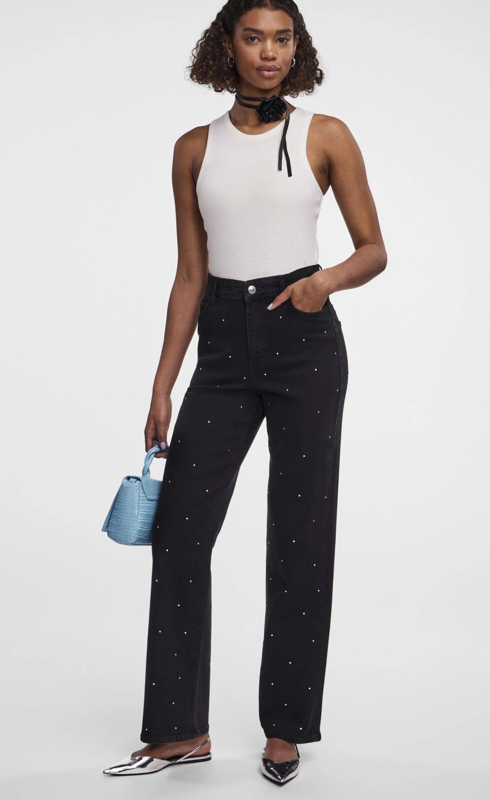 Embellished Wide-Leg High Waisted Jeans