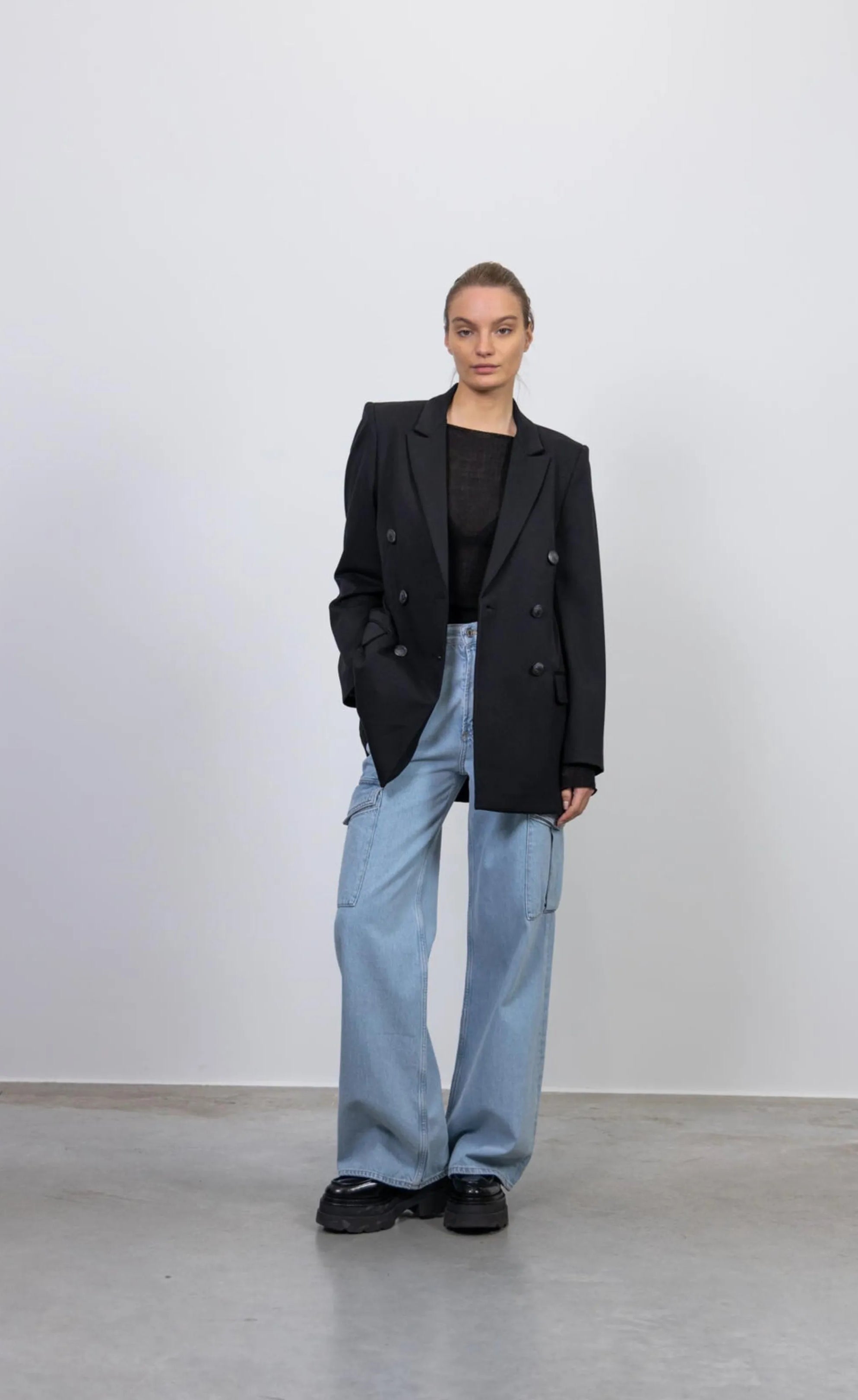 HM Cargo High-Waist Wide-Leg Jeans
