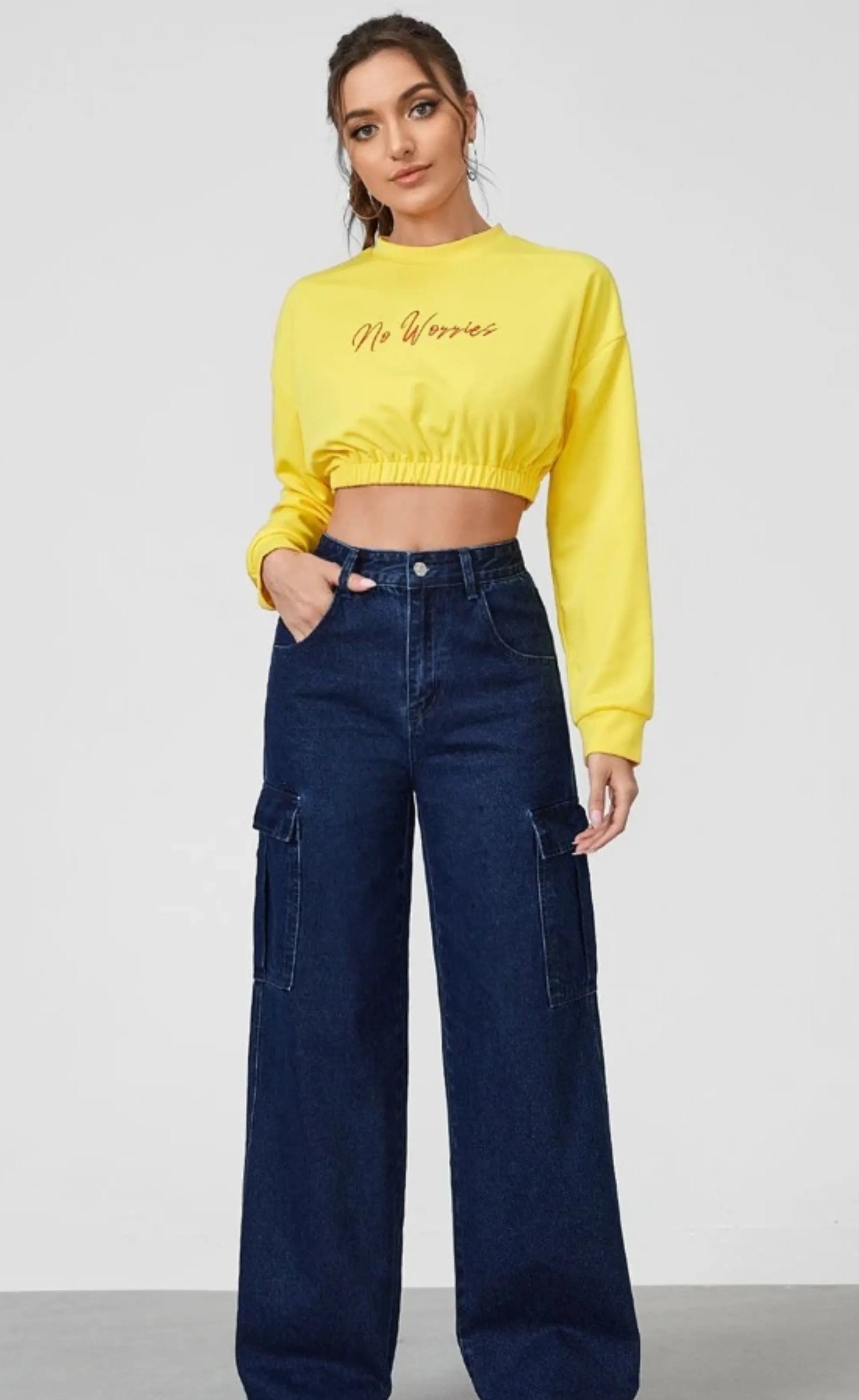 Baggy Wide-Leg Cargo Jeans