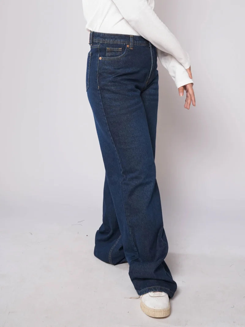 D600 - Retro Wash High Waist Wide Leg Jeans