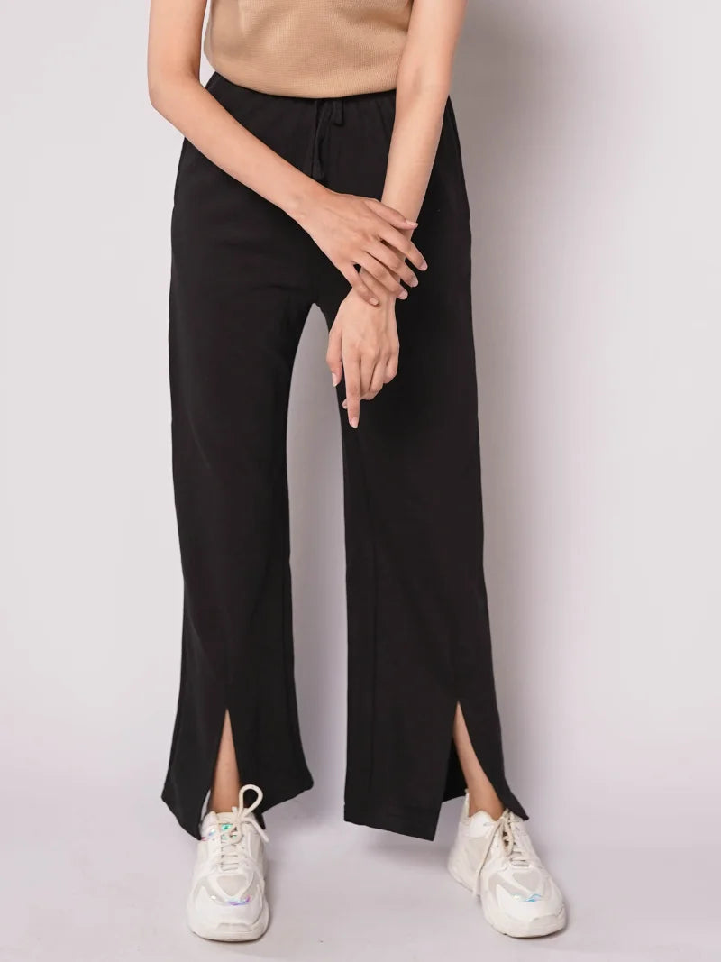 D600 - Black Wide Leg Slit Trousers