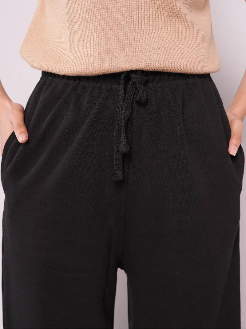 D600 - Black Wide Leg Slit Trousers