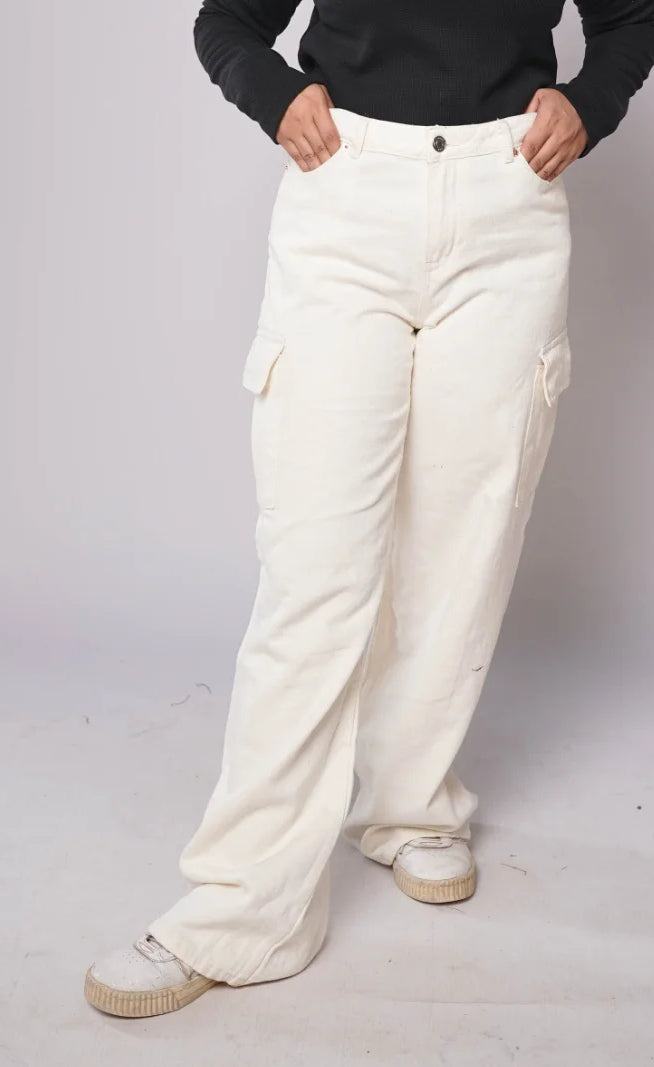 Zara Wide Leg Cargo Jeans - White