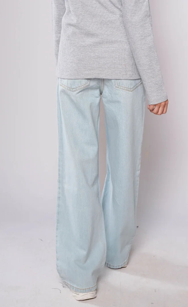 D600 - Ice Blue High Waist Wide Leg Jeans