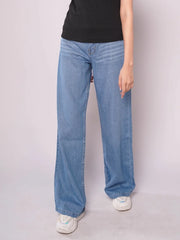 D600 - Mid Wash High Waist Wide Leg Jeans