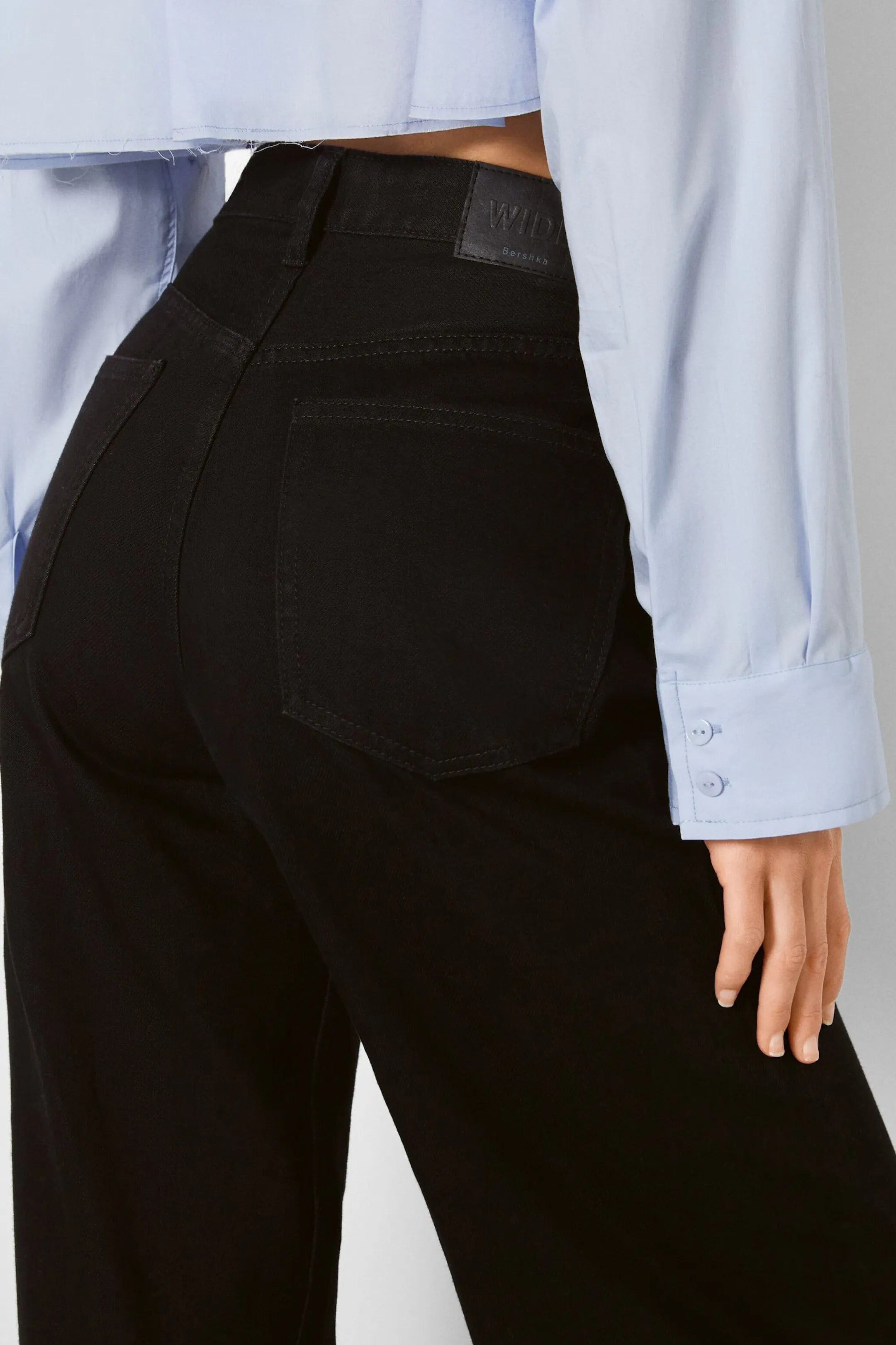 ZARA Pure Black Wide-Leg Jeans