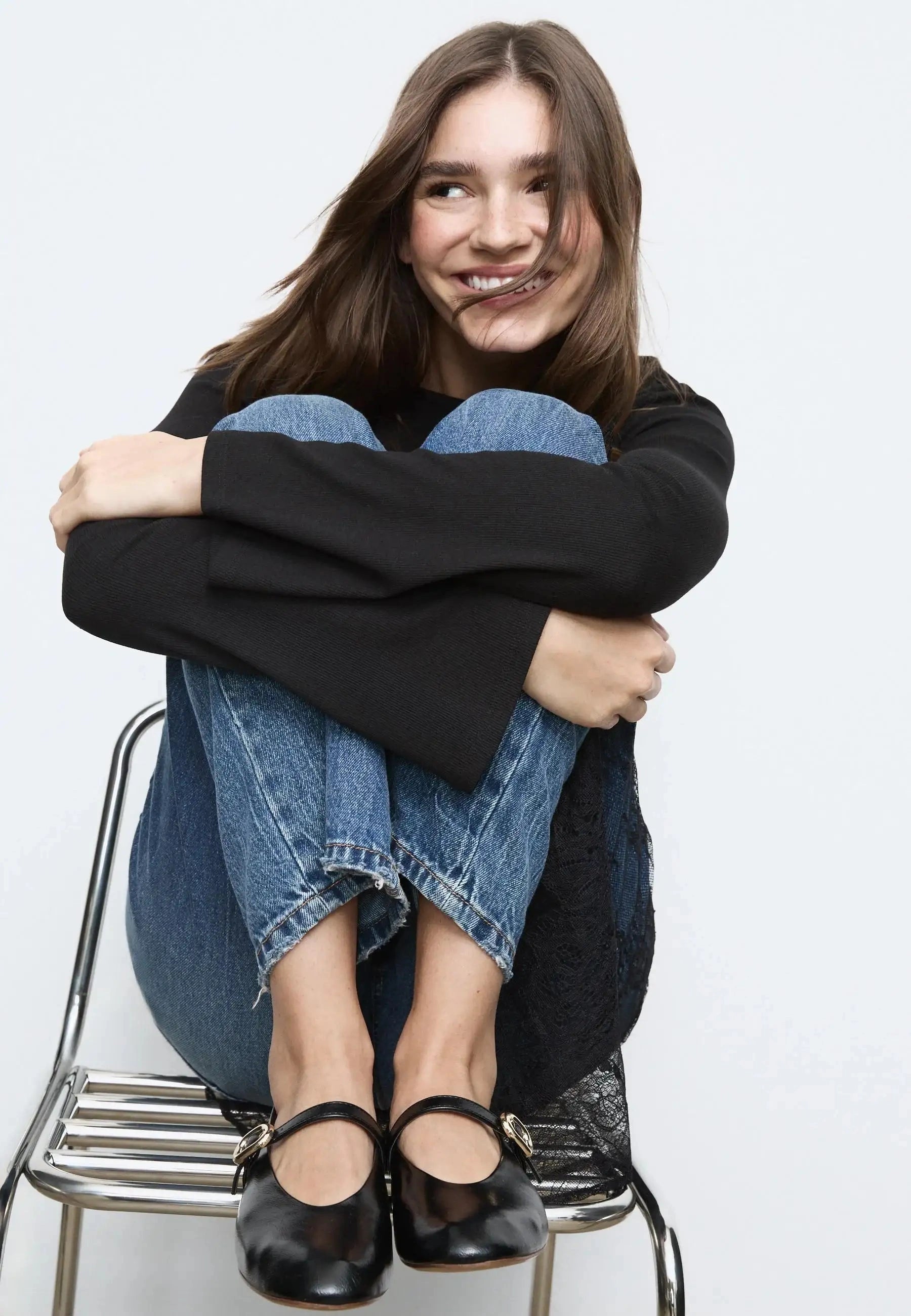 Bell Sleeve T-Shirt - Black