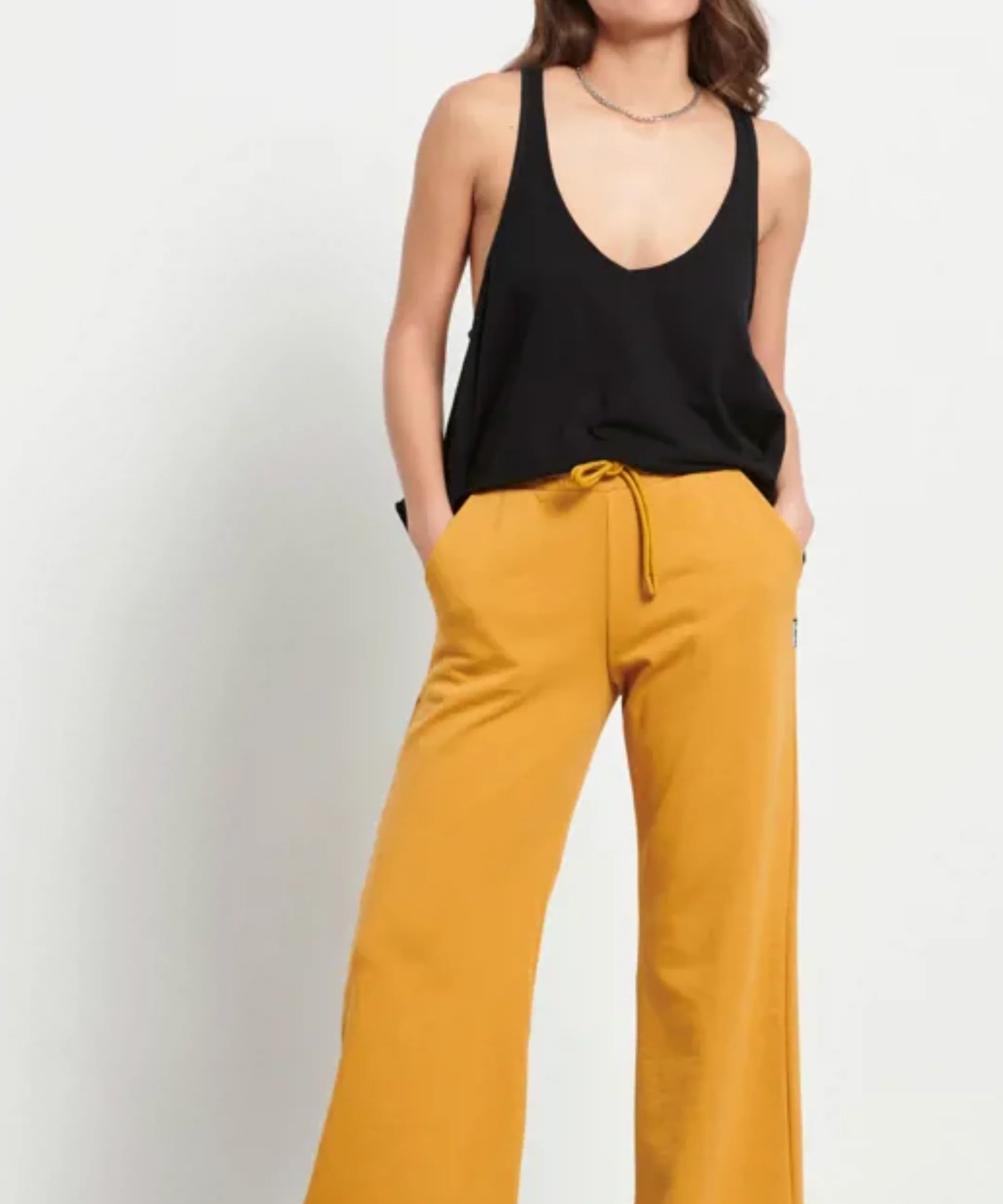 Wide Leg High-Waist Sweatpant