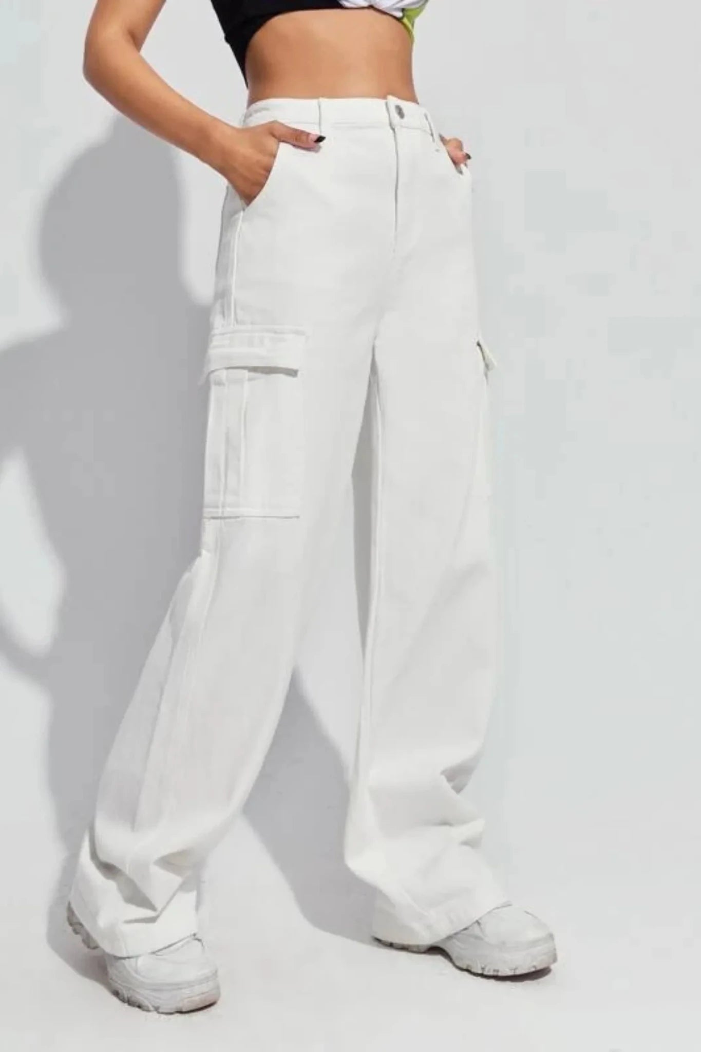 White Cargo High-Waist Wide-Leg Jeans (MINOR FAULT)
