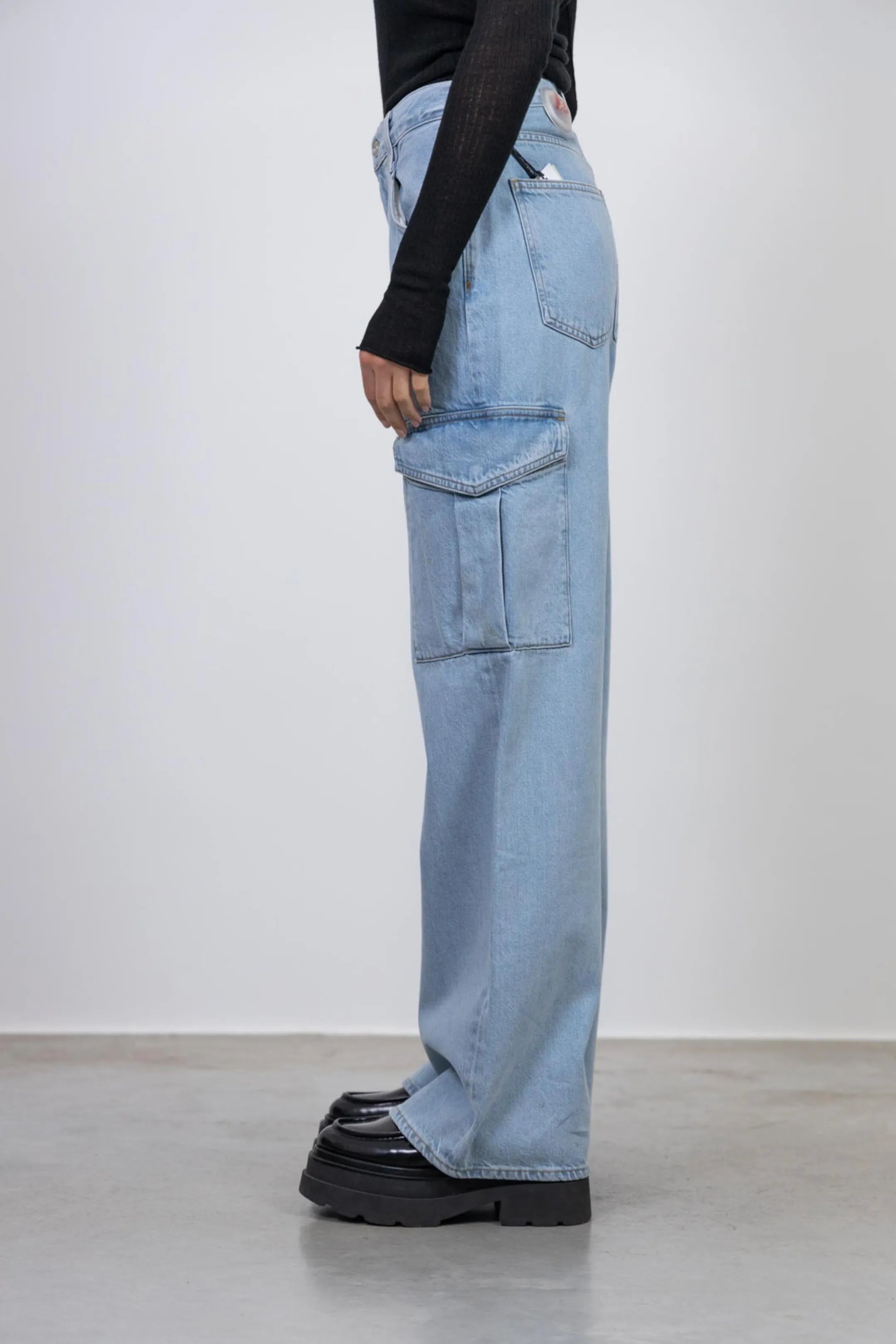 HM Cargo High-Waist Wide-Leg Jeans