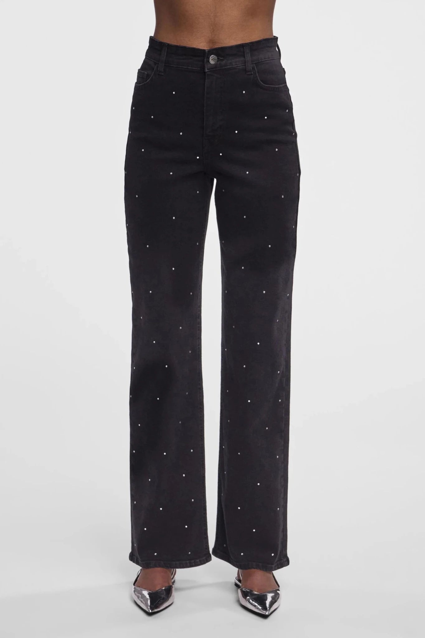Embellished Wide-Leg High Waisted Jeans