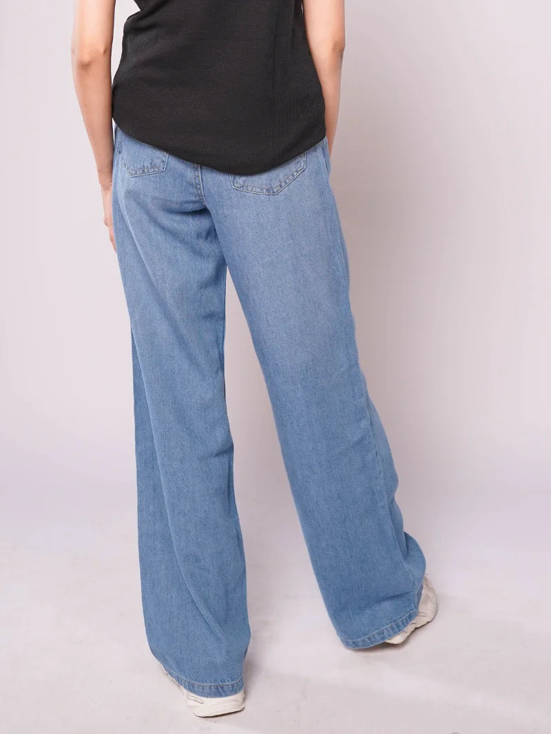 D600 - Mid Wash High Waist Wide Leg Jeans