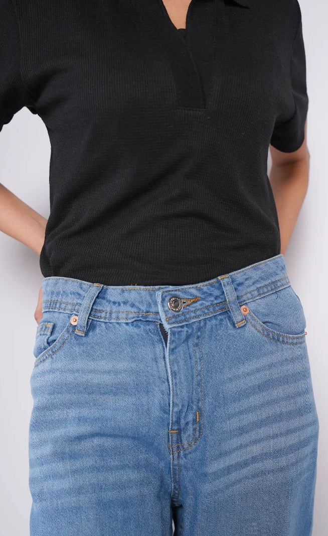 D600 - Mid Wash High Waist Wide Leg Jeans