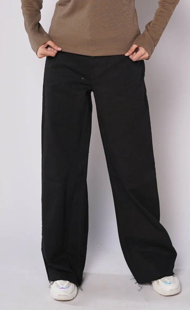 D600 - High Rise Frayed Hem Wide Leg Jeans