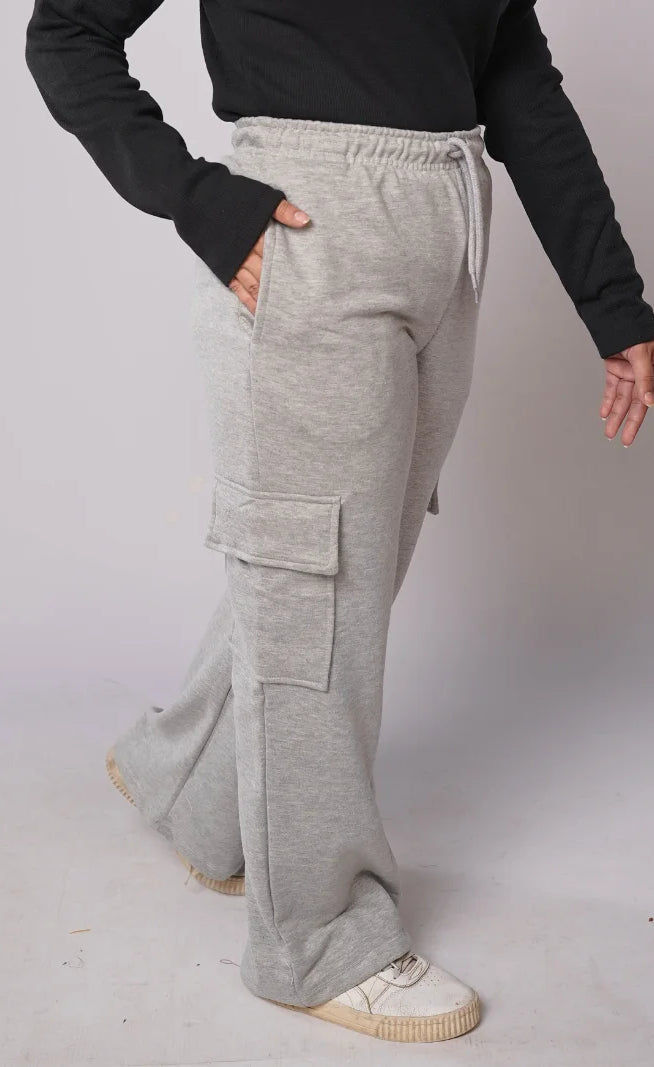 D600 - Grey Wide Leg Cargo Trousers