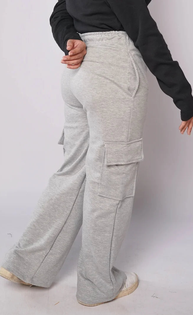 D600 - Grey Wide Leg Cargo Trousers