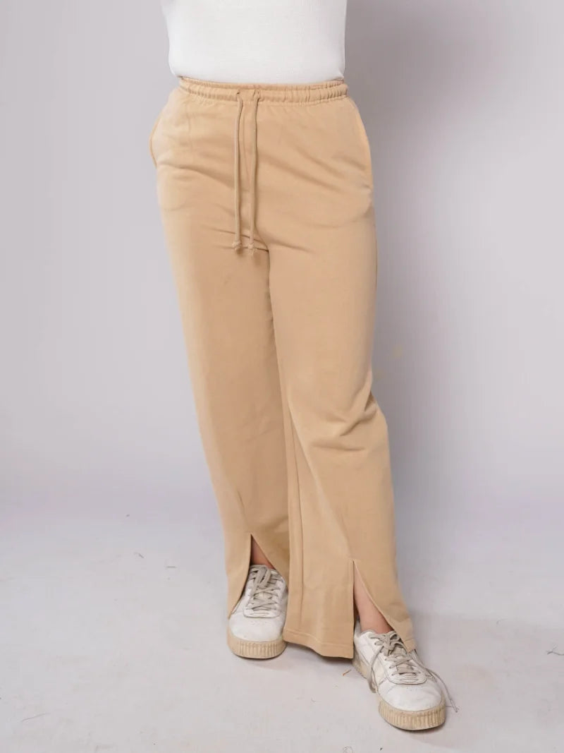 D600 - Beige Wide Leg Slit Trousers